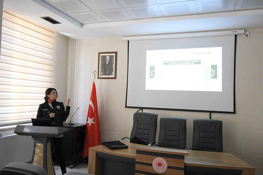 En iyi Narkotik Polisi: Anne