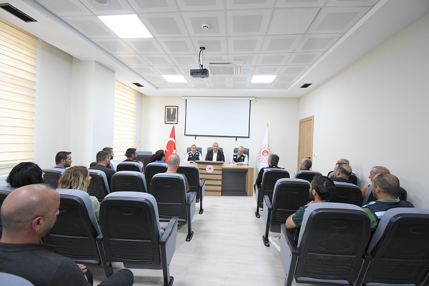 İl Müdürlüğümüz başkanlığında, ilimizde faaliyet gösteren YAPI DENETİM KURULUŞLARI ve YAPI MALZEMELERİ LABORATUVARLARI temsilcileri ile katılım toplantısı