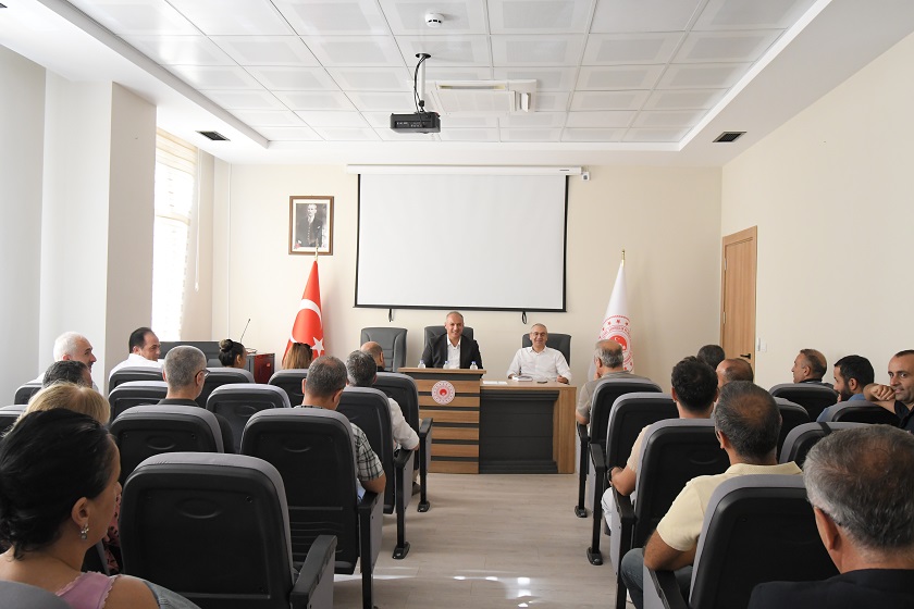 İl Müdürümüz Sayın Melih Melik Kara ve bütün personellerimizle birlikte toplantı düzenlenmiştir.