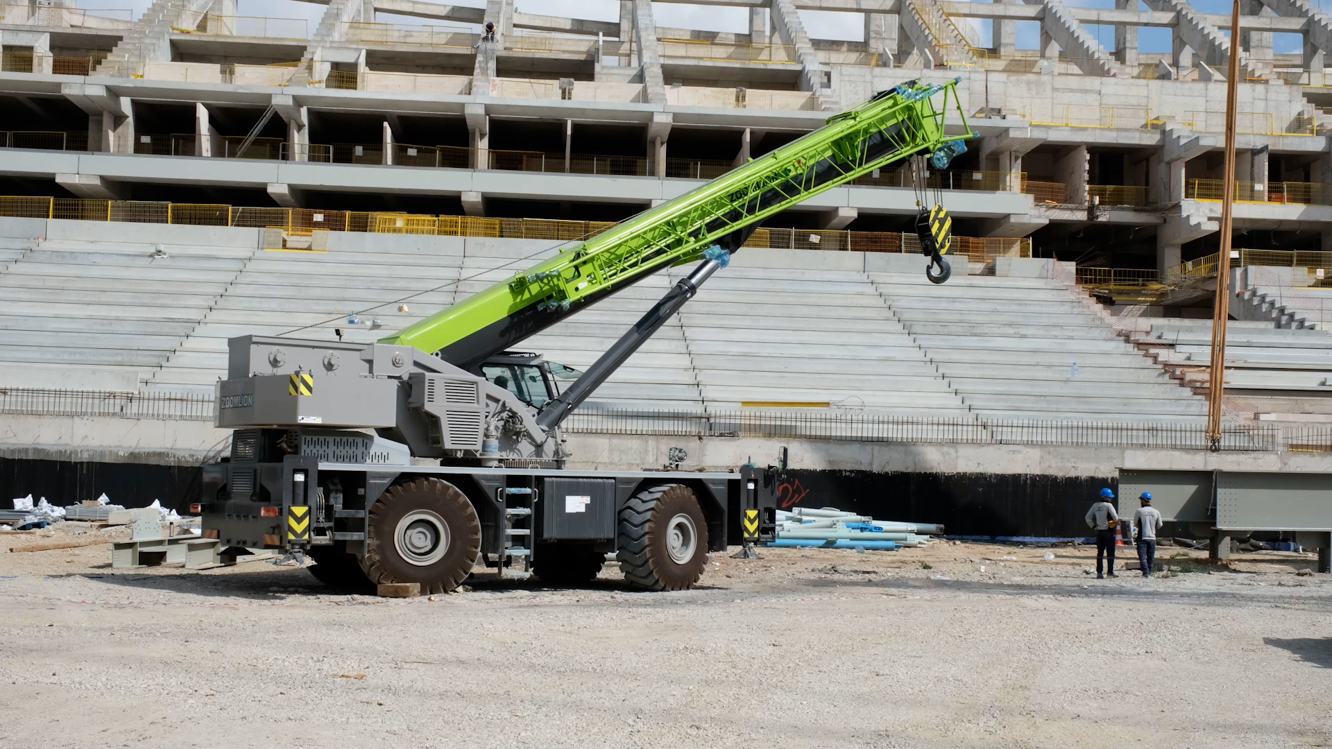 ANKARA’NIN YENİ STADYUM KOMPLEKSİ HIZLA TAMAMLANIYOR DÜNYANIN EN UZUN ÇELİK ÇATI AÇIKLIĞINA  SAHİP 3’ÜNCÜ STADYUMU OLACAK