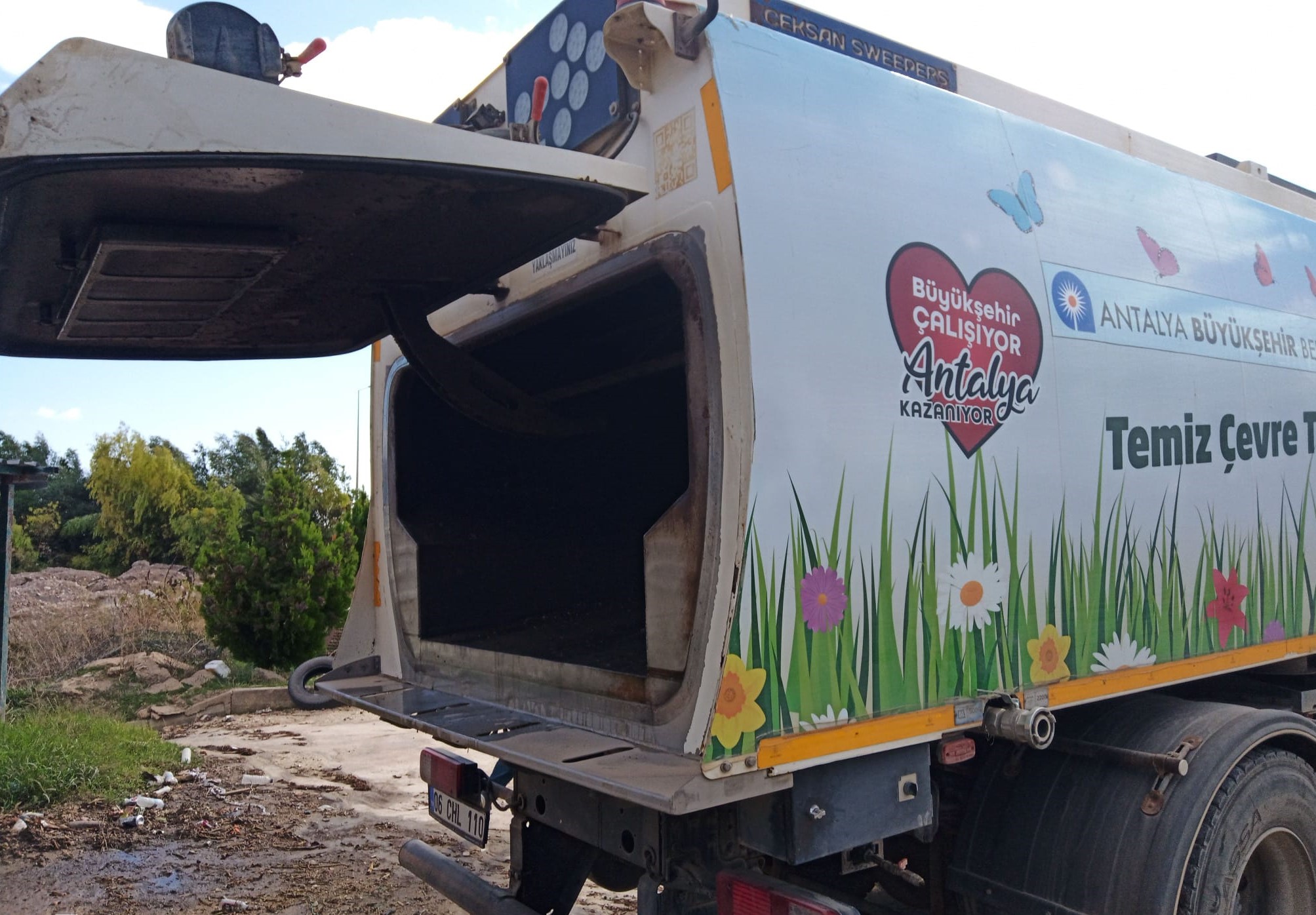 ANTALYA’DA ÇEVREYİ KİRLETEN BÜYÜKŞEHİR VE İLÇE BELEDİYESİNE TOPLAM 3.7 MİLYON TL CEZA