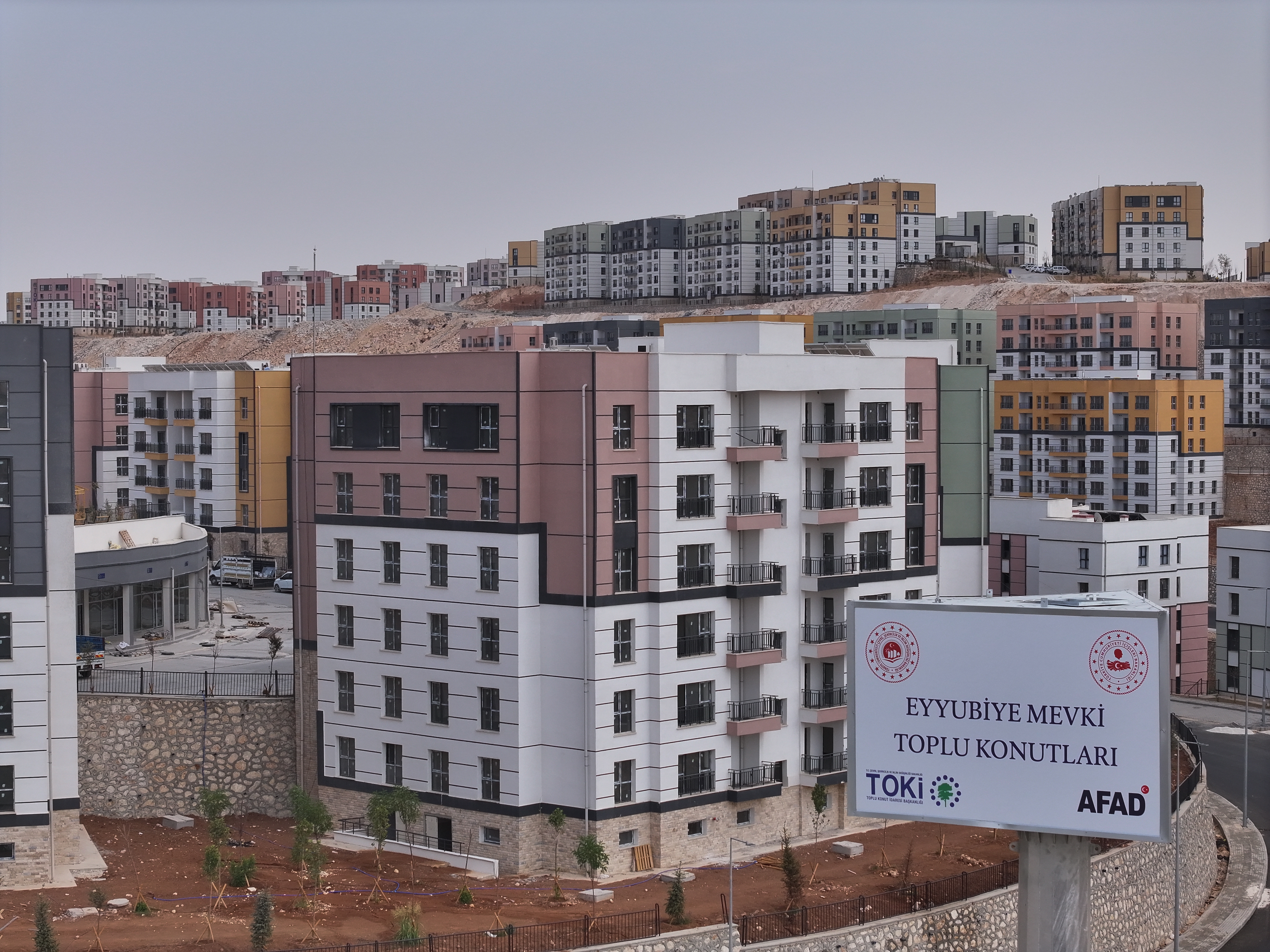 ASRIN İNŞASI TÜRKİYE’NİN BAŞARISI: 455 BİN KONUT TAMAM