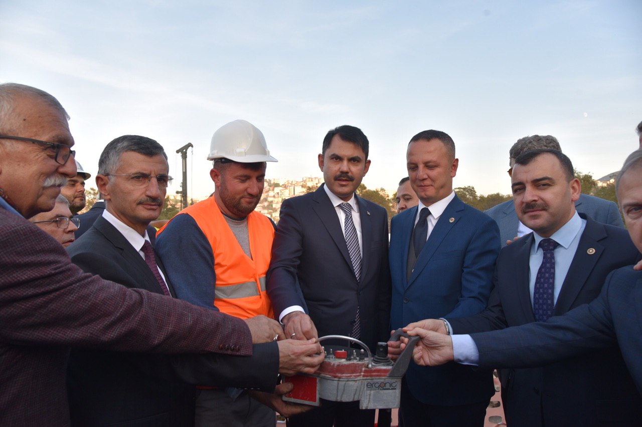 BAKAN KURUM: “CUMHURBAŞKANIMIZ TÜM PROJELERİ YAKINDAN TAKİP EDİYOR”