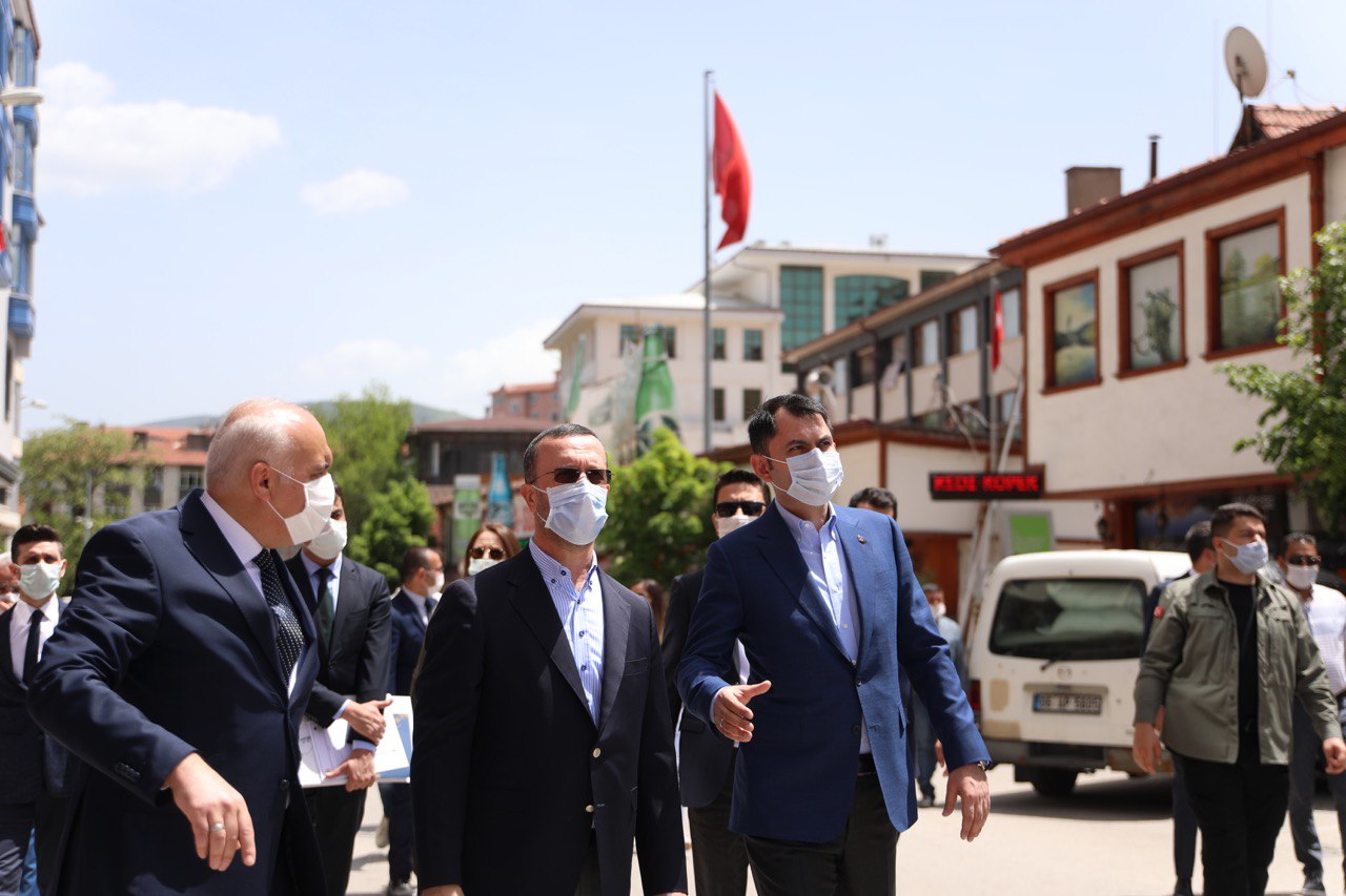 BAKAN KURUM KIZILCAHAMAM'DA İNCELEMELERDE BULUNDU