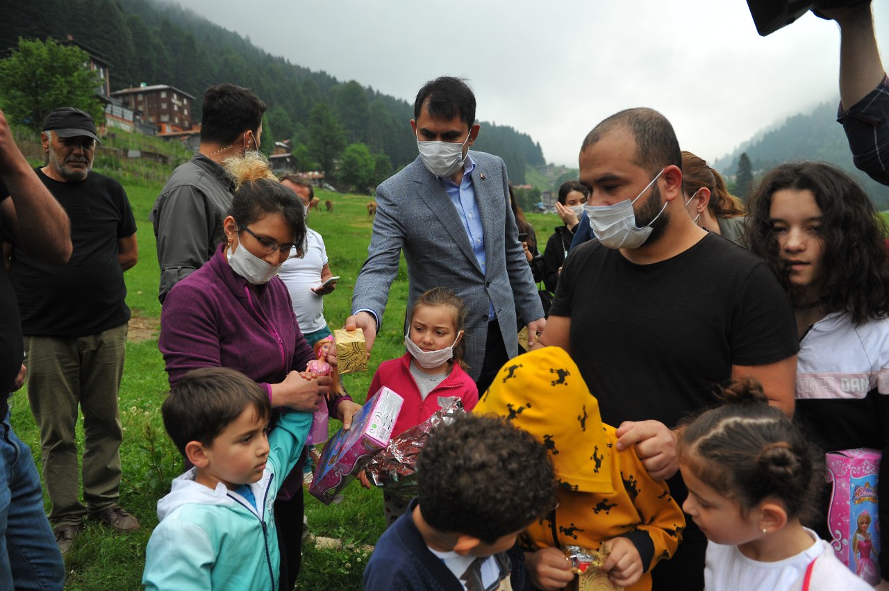 BAKAN KURUM: “HALİÇ’TEKİ GÖRÜNTÜLER İÇİMİZİ SIZLATIYOR”