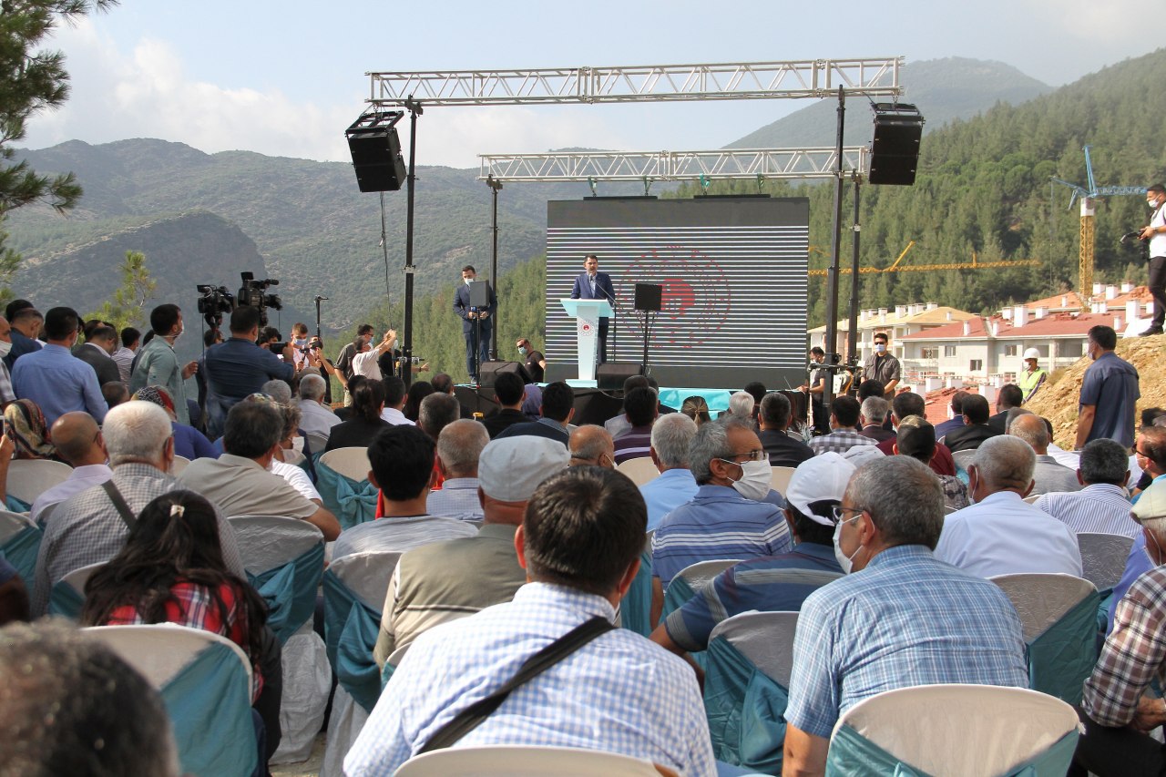 BAKAN KURUM: “TÜM ŞEHİRLERİMİZİ GEZİP PROJELERİ YERİNDE İNCELİYORUZ”