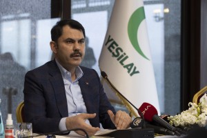 ÇEVRE VE ŞEHİRCİLİK BAKANI MURAT KURUM YEŞİLAY GENEL MERKEZİNİ ZİYARET ETTİ