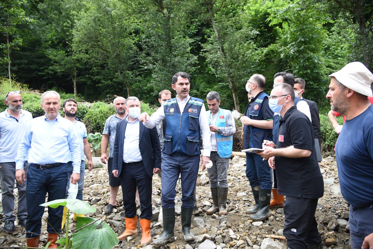 BAKAN KURUM SEL VE HEYELANIN YAŞANDIĞI RİZE'DE...