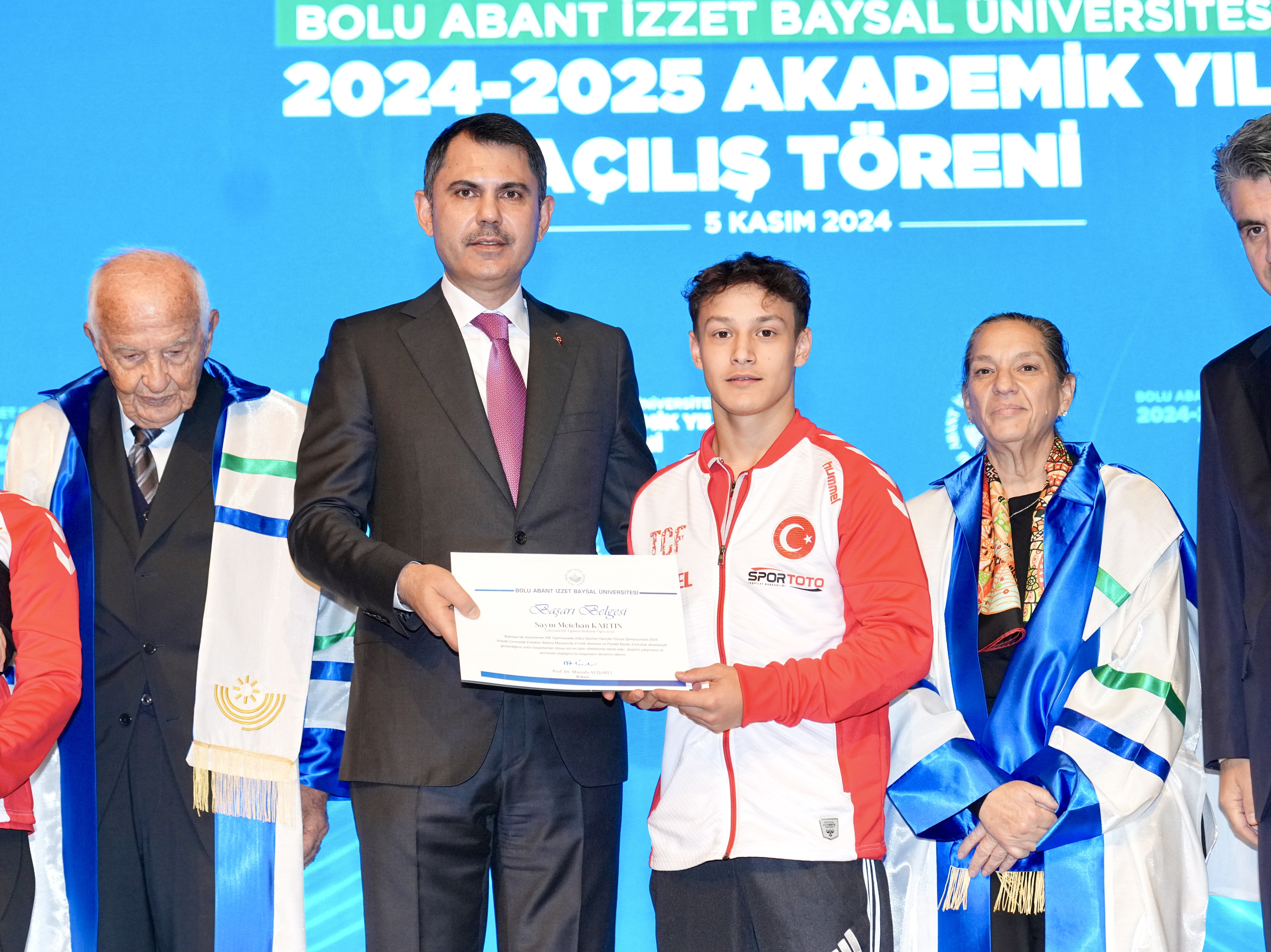 BAKAN KURUM, BOLU İZZET BAYSAL ÜNİVERSİTESİ’NİN 2024-2025 AKADEMİK YILI AÇILIŞ TÖRENİ’NDE KONUŞTU