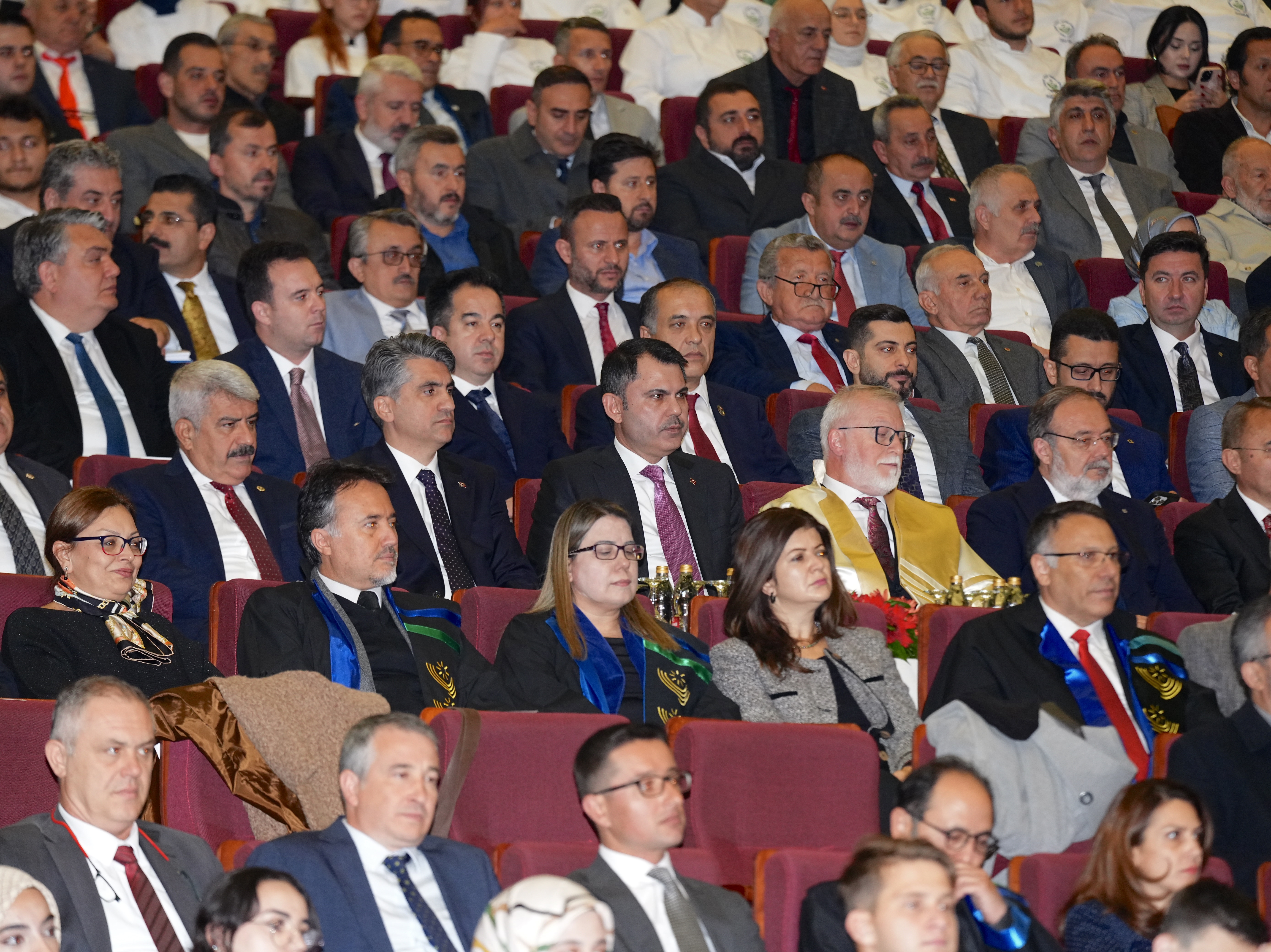 BAKAN KURUM, BOLU İZZET BAYSAL ÜNİVERSİTESİ’NİN 2024-2025 AKADEMİK YILI AÇILIŞ TÖRENİ’NDE KONUŞTU