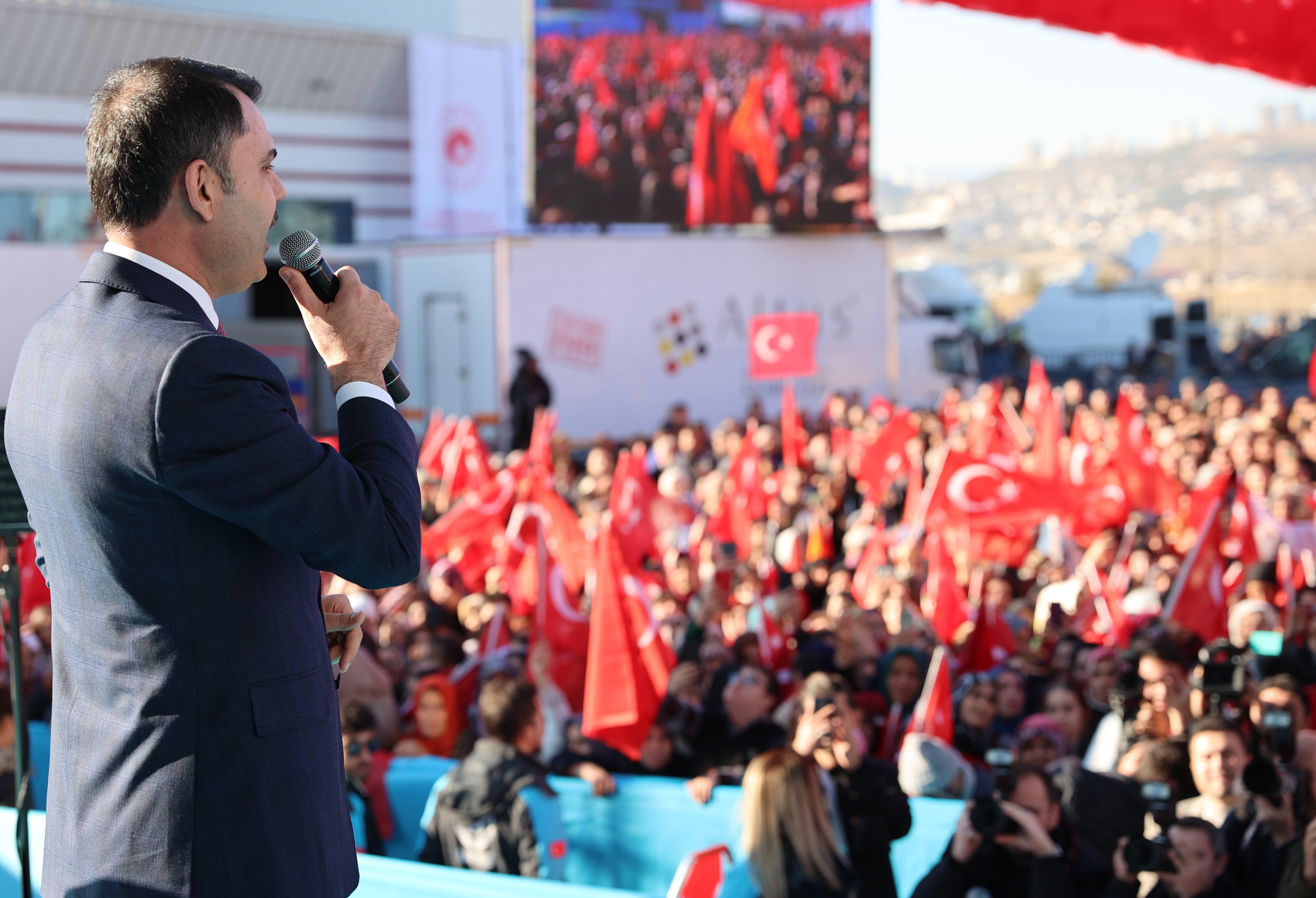 BAKAN KURUM: 1 AY İÇİNDE 45 BİN YENİ YUVAMIZI DAHA TAMAMLAYACAĞIZ