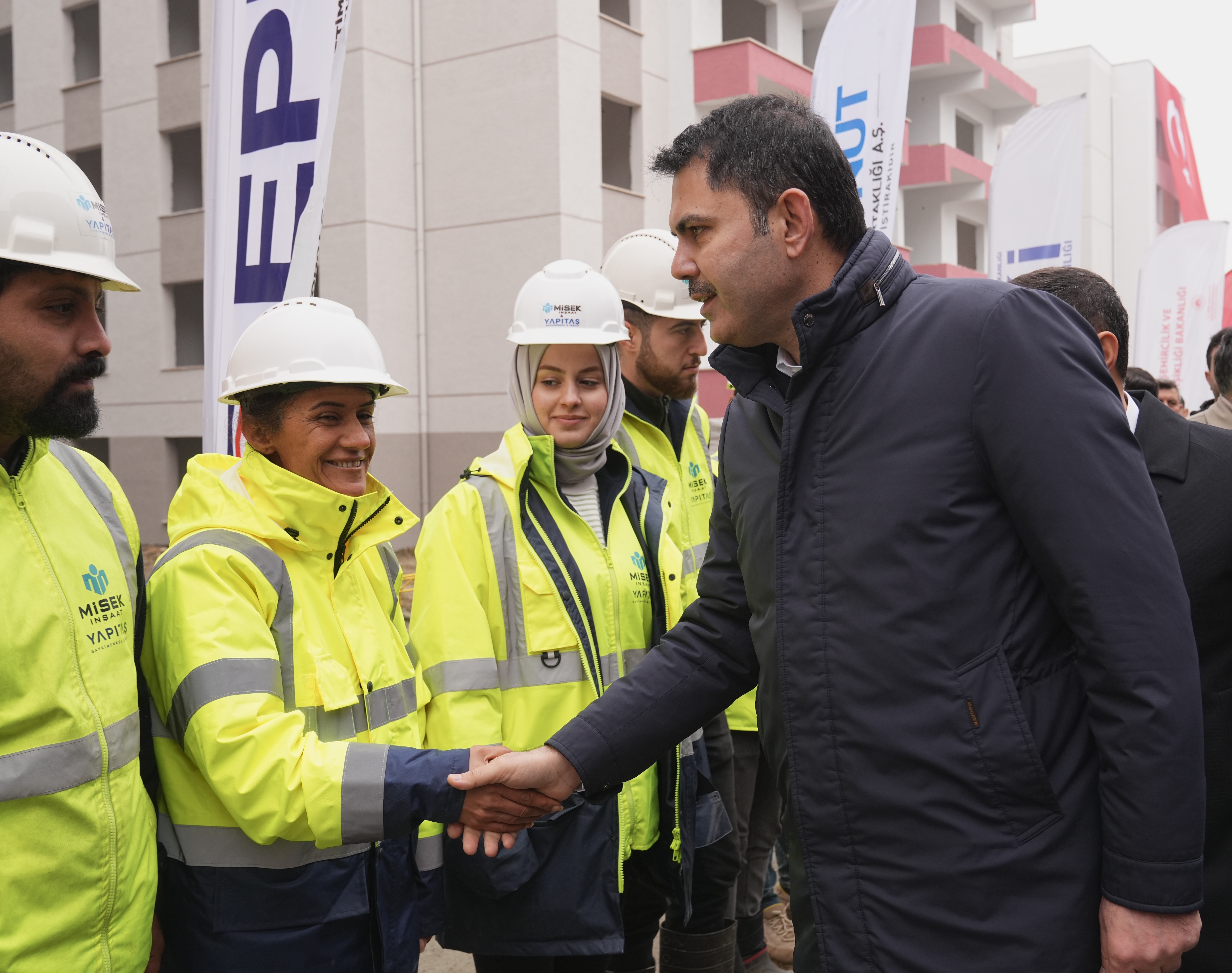 BAKAN KURUM: 2025’İN SONUNDA DÜKKANINA YERLEŞMEYEN ESNAF KALMAYACAK