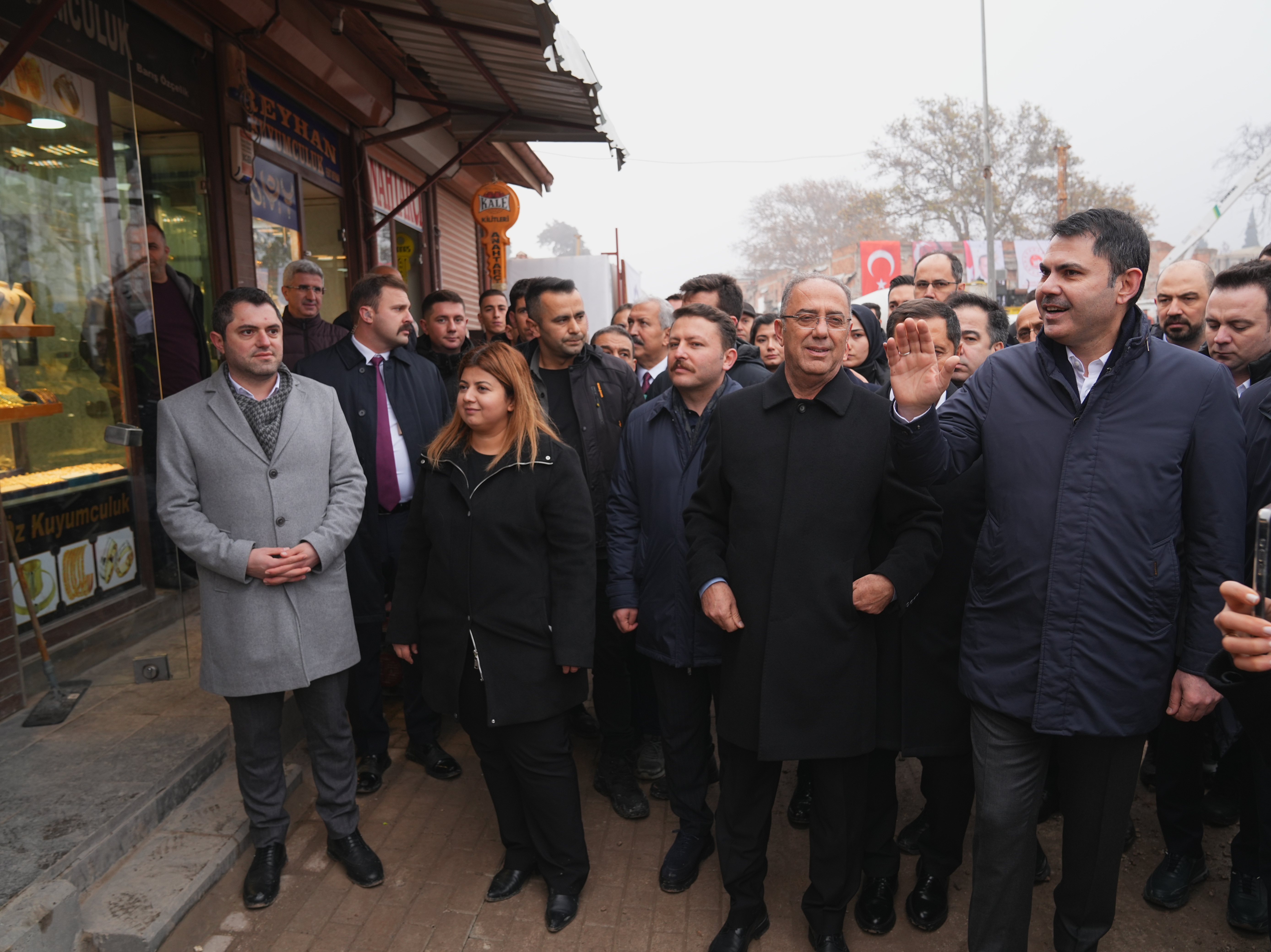 BAKAN KURUM: 2025’İN SONUNDA DÜKKANINA YERLEŞMEYEN ESNAF KALMAYACAK