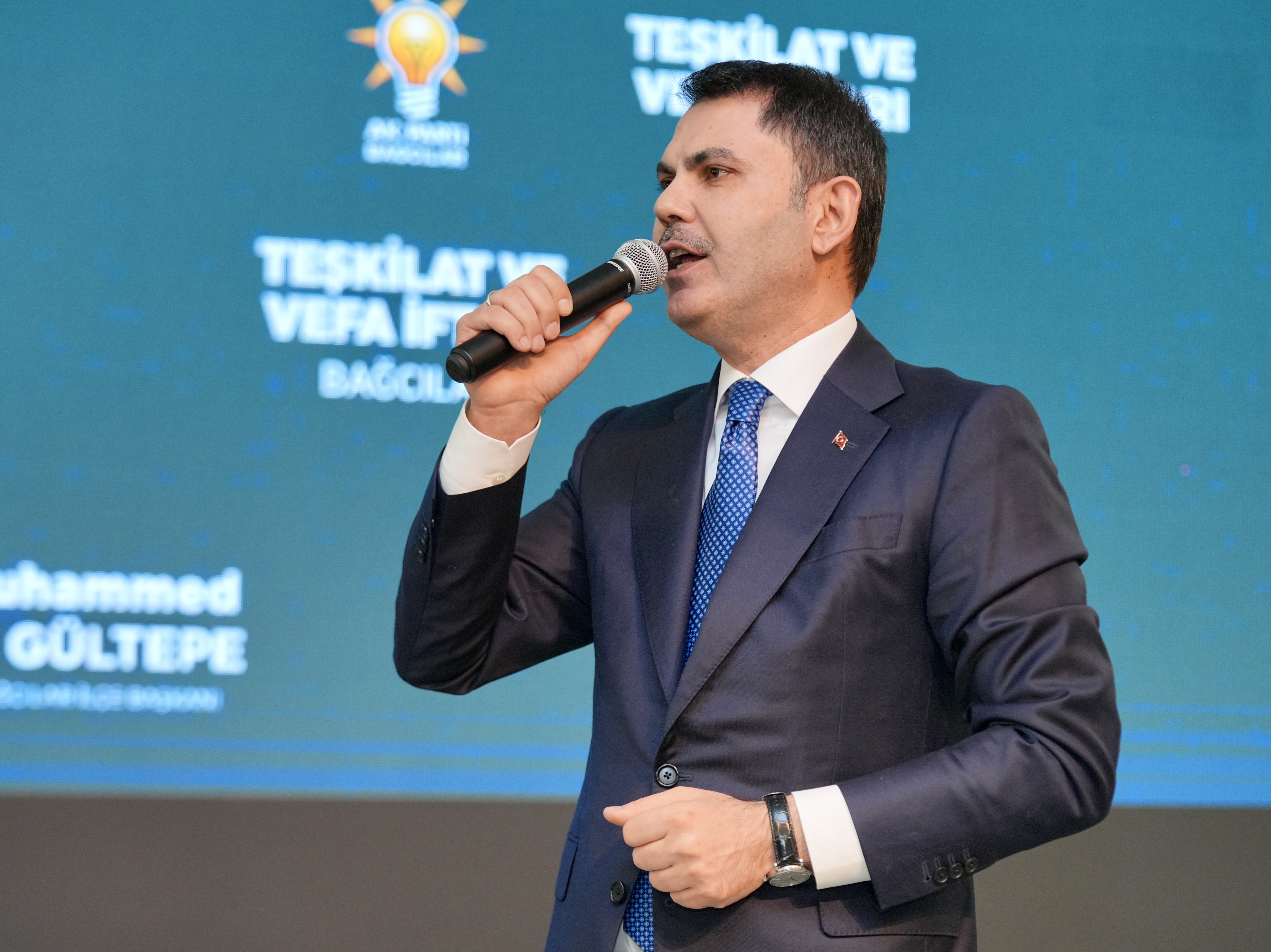 BAKAN KURUM, BAĞCILAR’DA AK PARTİ TEŞKİLAT VE VEFA İFTARI’NA KATILDI