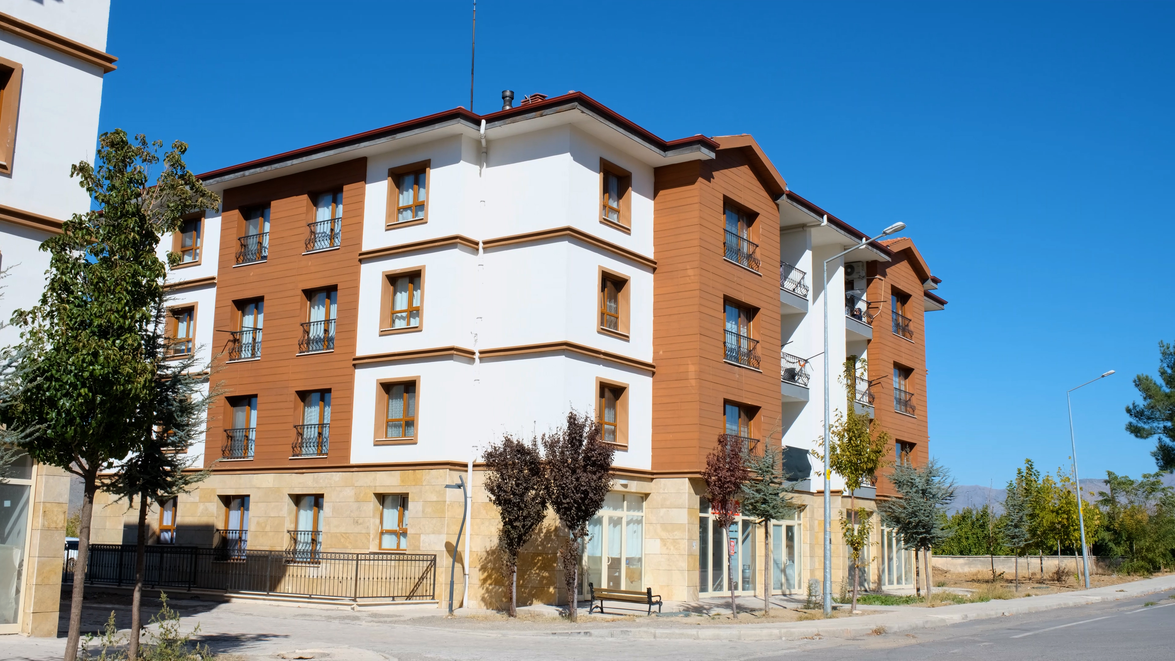 BAKAN KURUM: TOKİ İLE KALE GİBİ KONUTLAR YAPTIK