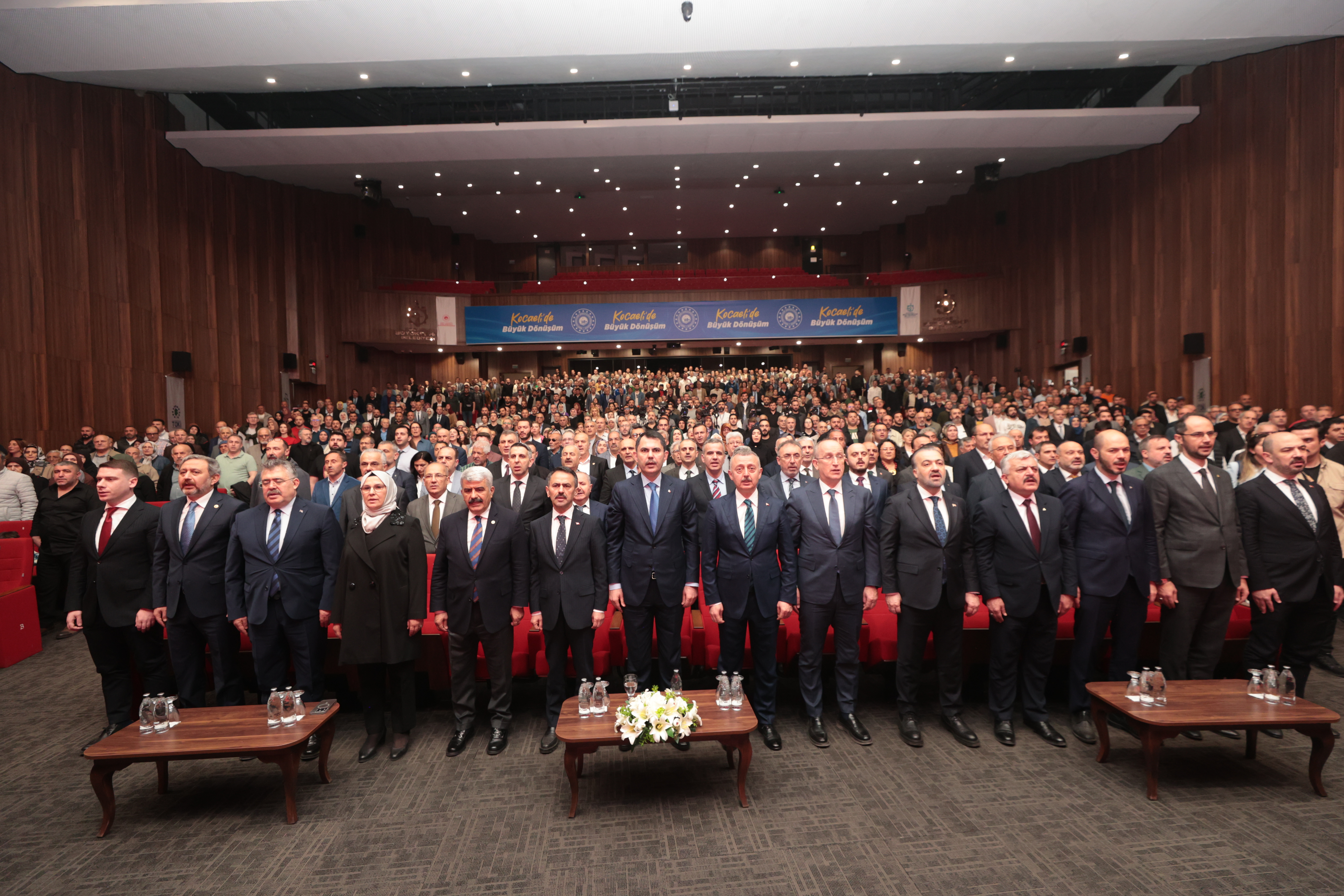 BAKAN KURUM, KOCAELİ’NDE KURA ÇEKİMİ VE ANAHTAR TESLİM TÖRENİNE KATILDI