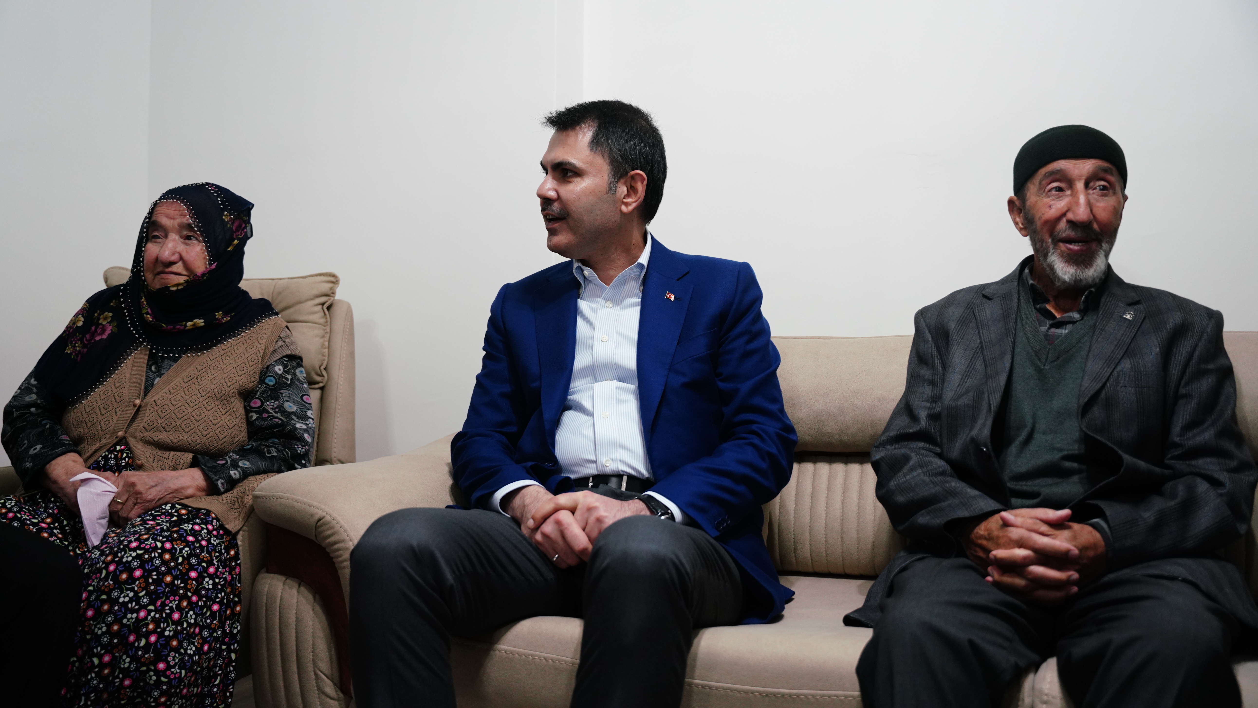 BAKAN KURUM KÖY EVİNE KONUK OLDU