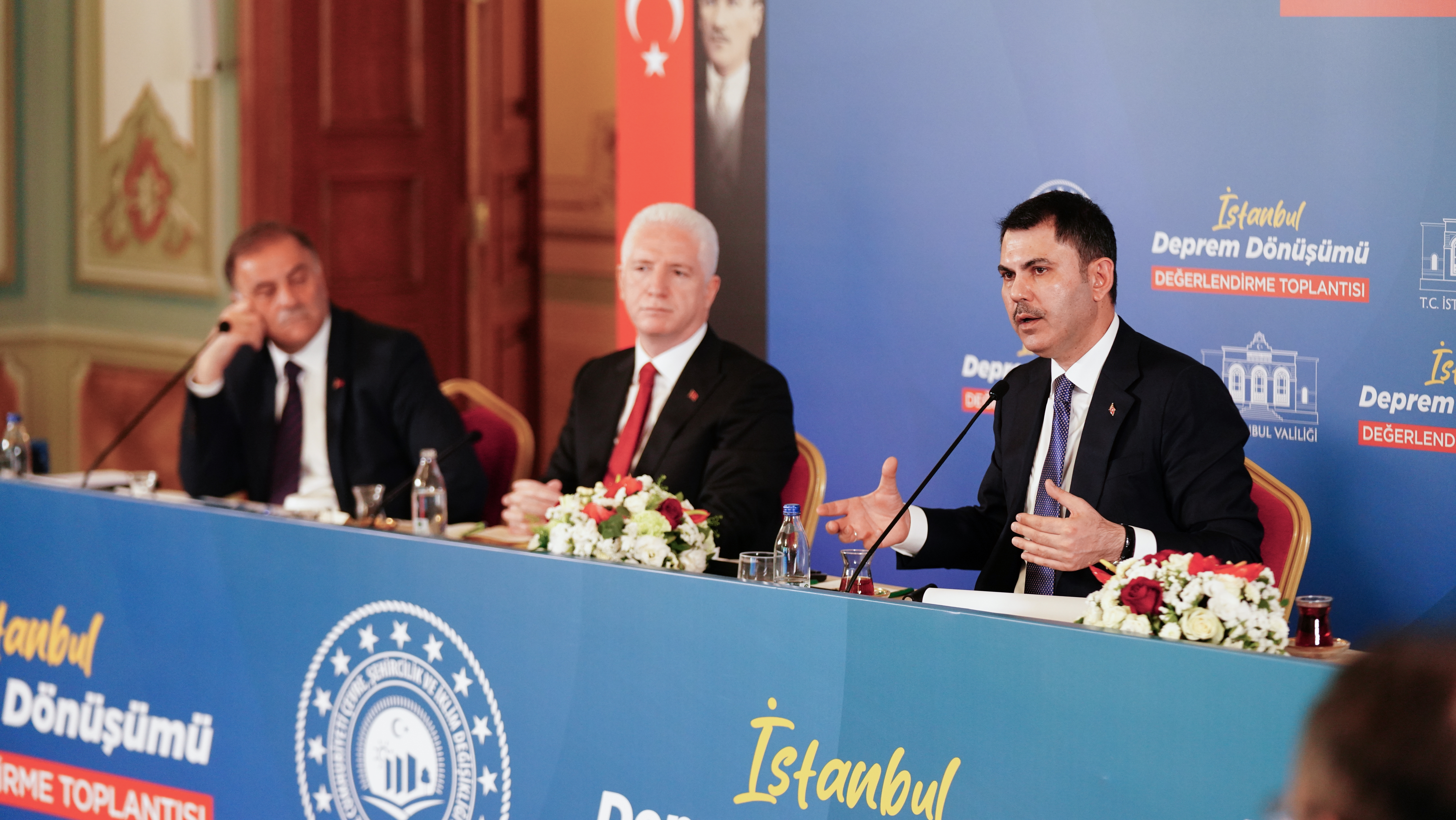 BAKAN KURUM: DEVLETİMİZ GÖVDESİNİ TAŞIN ALTINA KOYMUŞTUR, BELEDİYELERİMİZDEN DE AYNI ANLAYIŞI BEKLİYORUZ