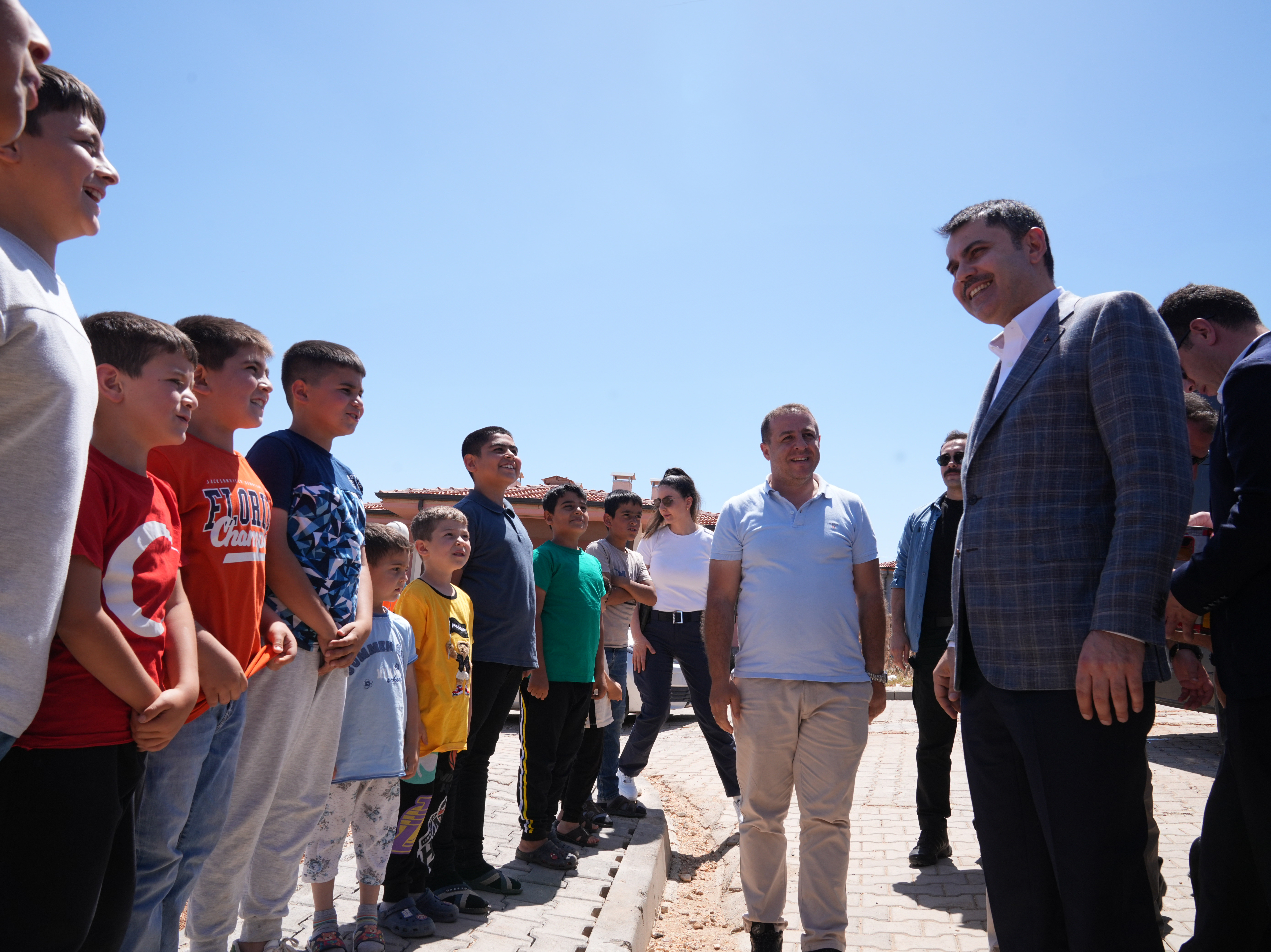 BAKAN KURUM ADIYAMAN’DA: BİZ SADECE SÖZ VERMEDİK SÖZÜMÜZÜ DE TUTTUK