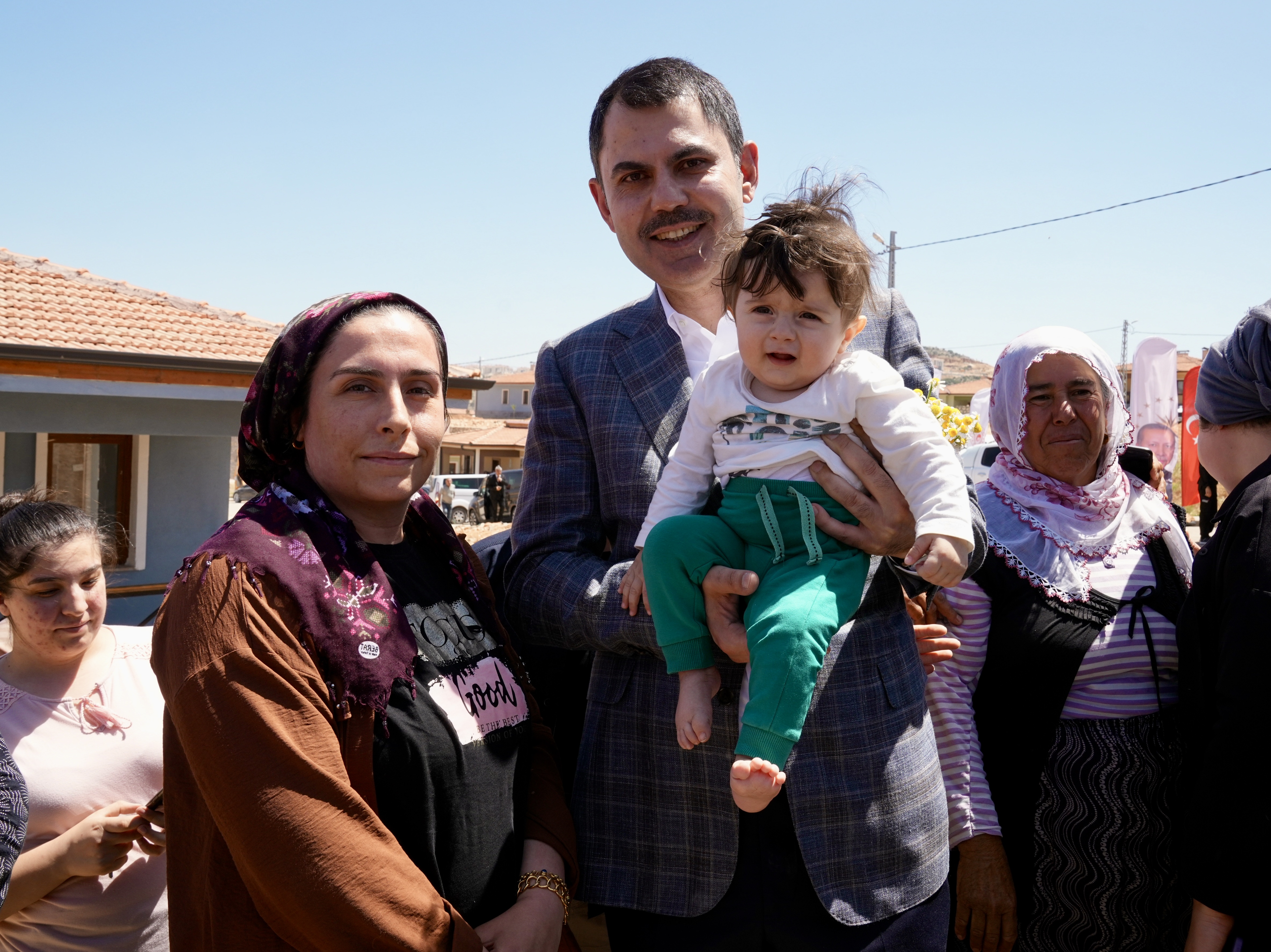BAKAN KURUM ADIYAMAN’DA: BİZ SADECE SÖZ VERMEDİK SÖZÜMÜZÜ DE TUTTUK