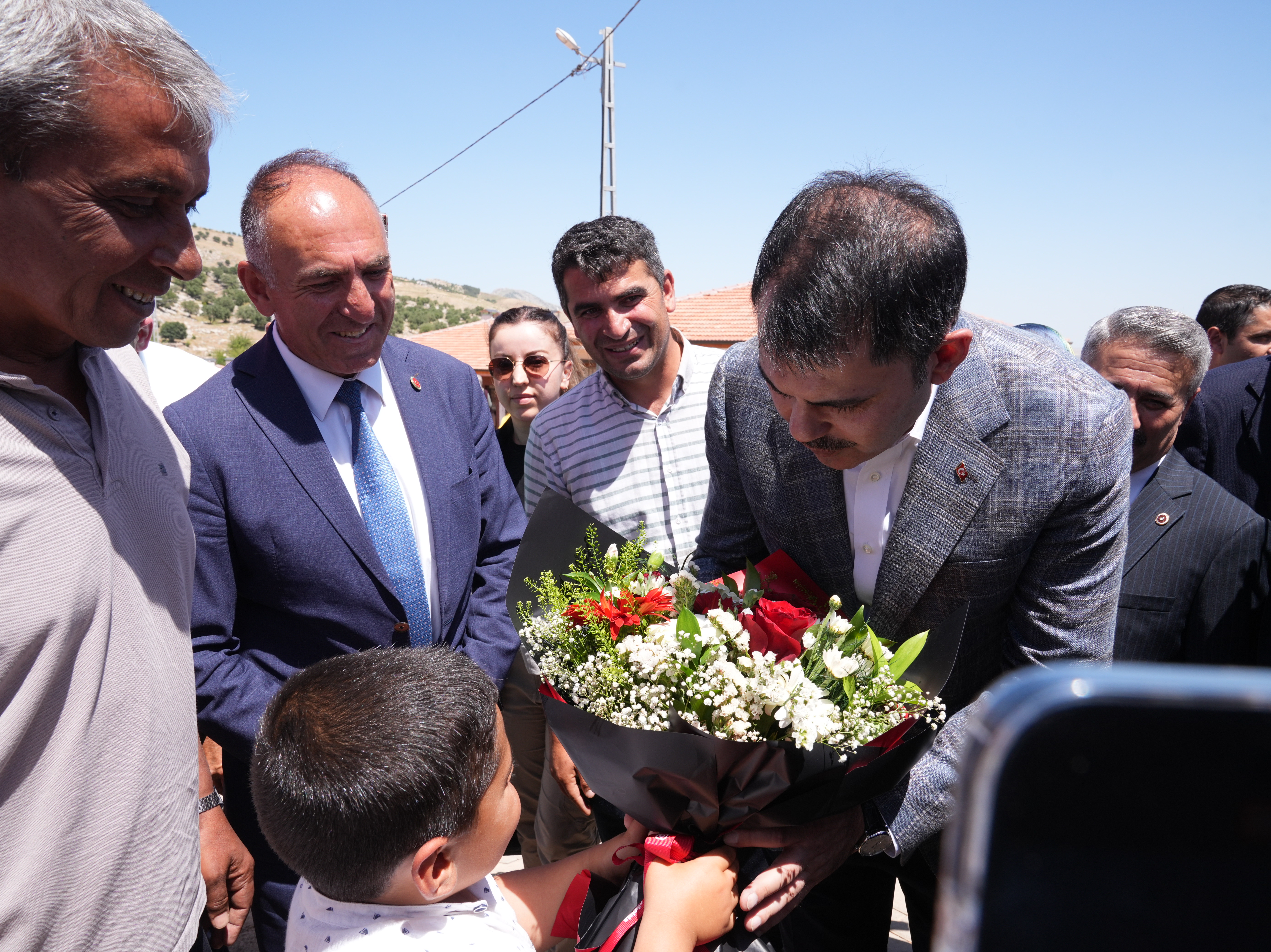 BAKAN KURUM ADIYAMAN’DA: BİZ SADECE SÖZ VERMEDİK SÖZÜMÜZÜ DE TUTTUK