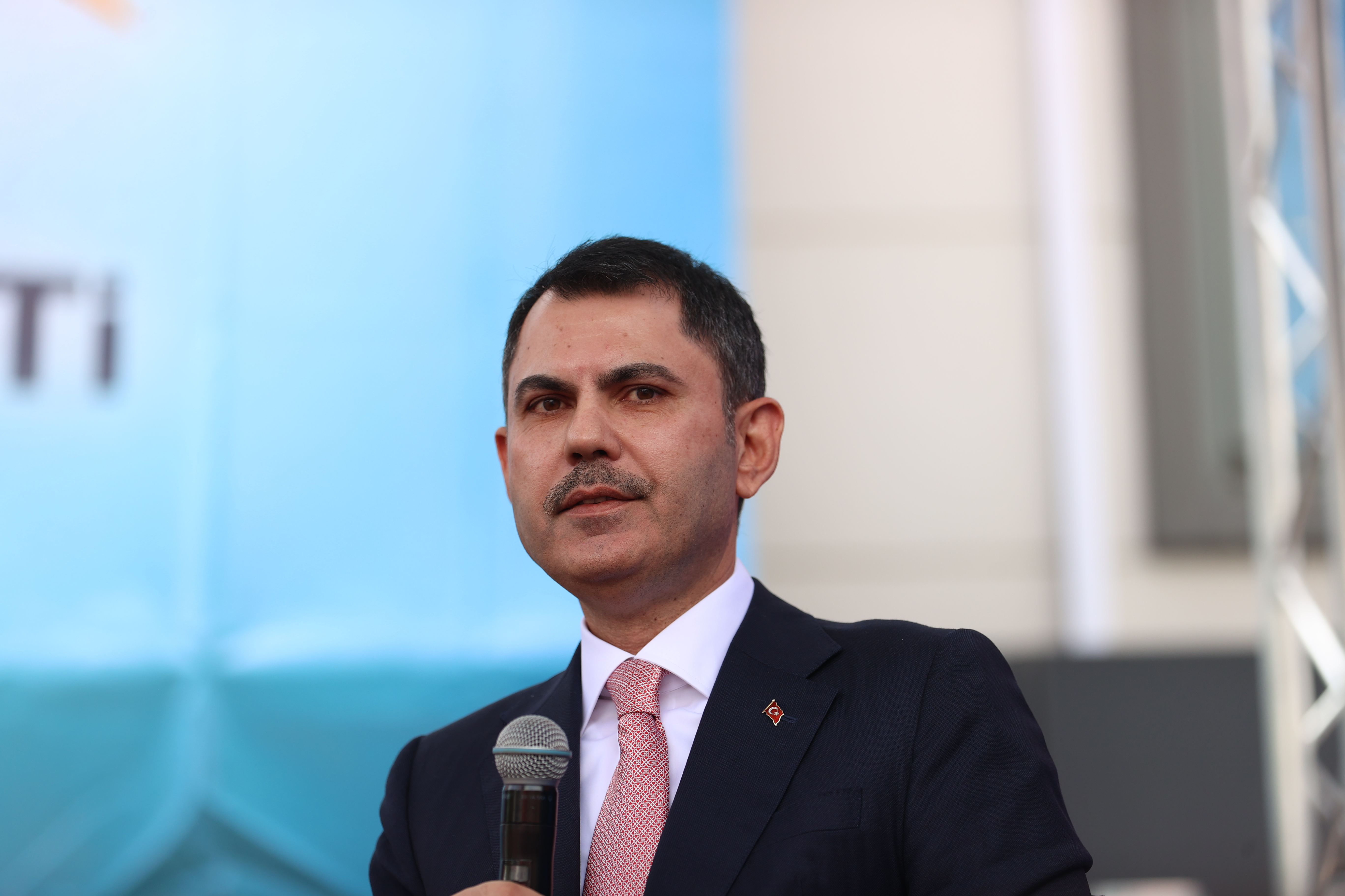 BAKAN KURUM: SÖZ TUTMAK NASIL OLURMUŞ DEPREM BÖLGESİNDE GÖSTERECEĞİZ