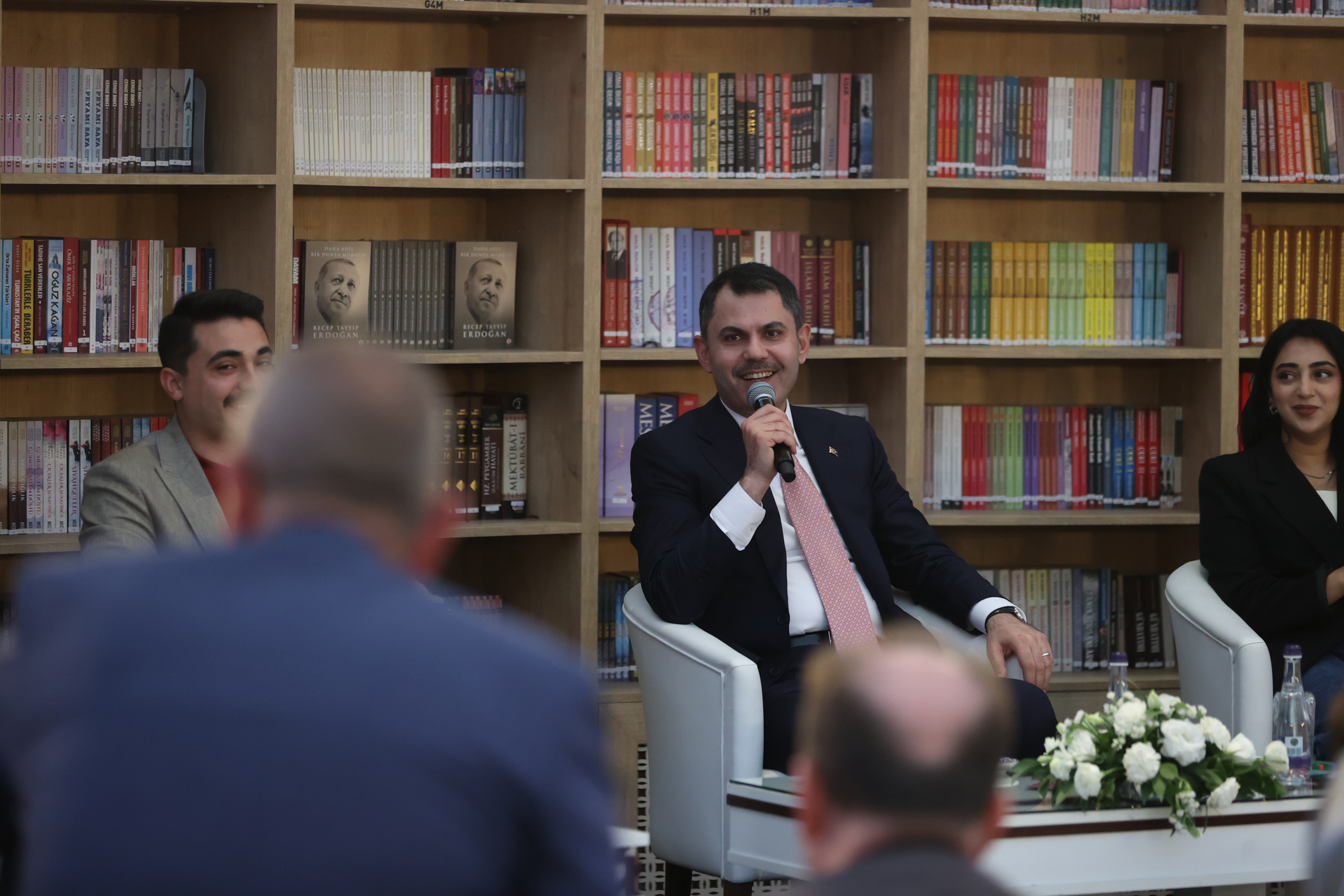 BAKAN KURUM KONYA’DA GENÇLERLE BULUŞTU