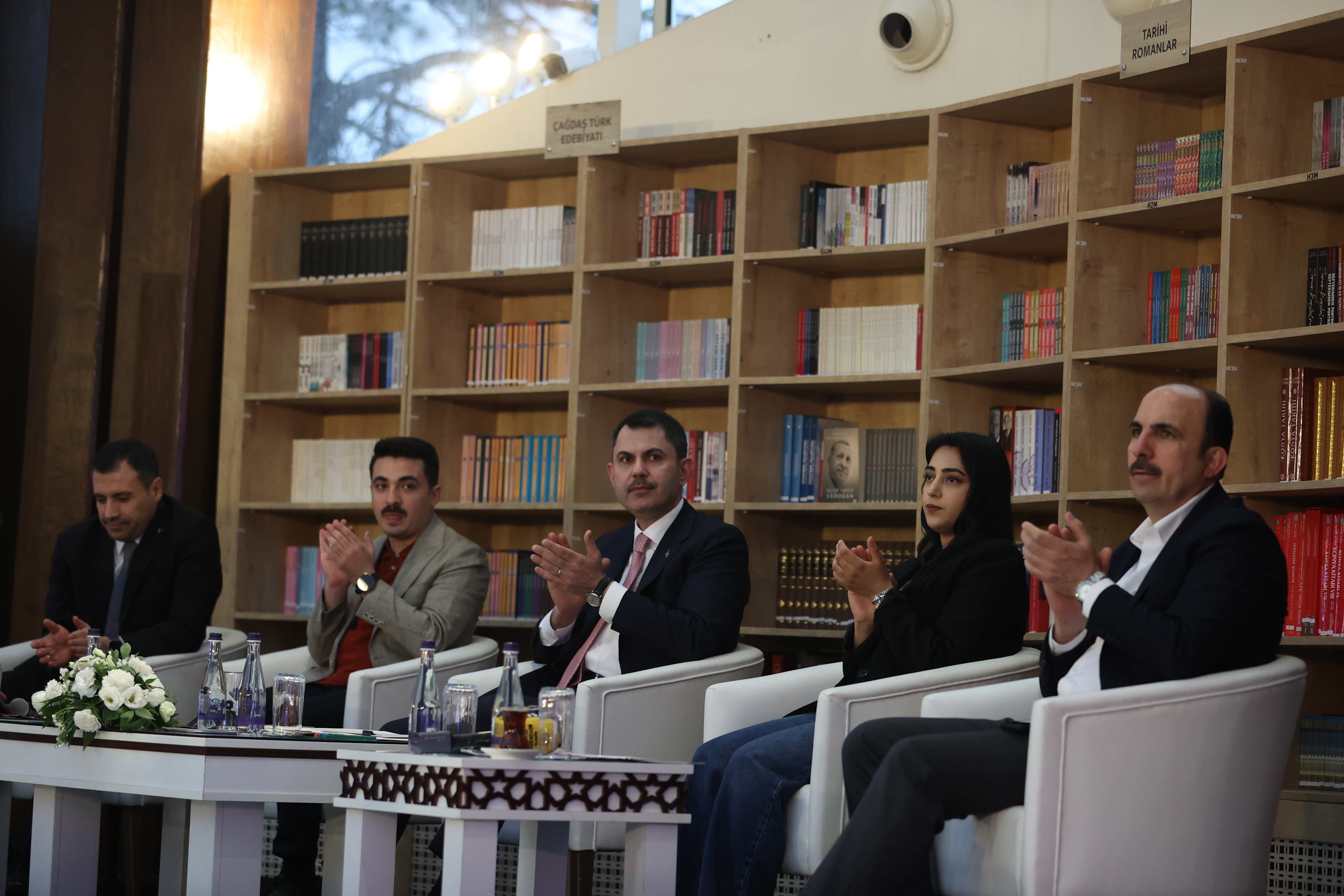 BAKAN KURUM KONYA’DA GENÇLERLE BULUŞTU