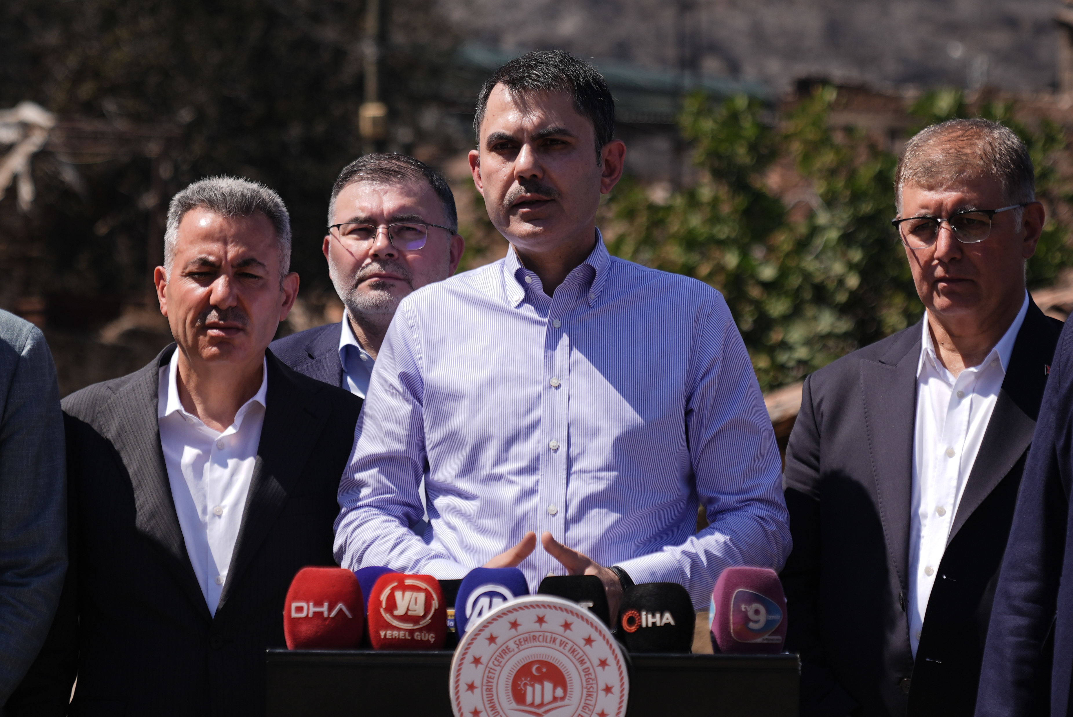 BAKAN KURUM, ORMAN YANGININDAN ETKİLENEN ÖDEMİŞ’TE