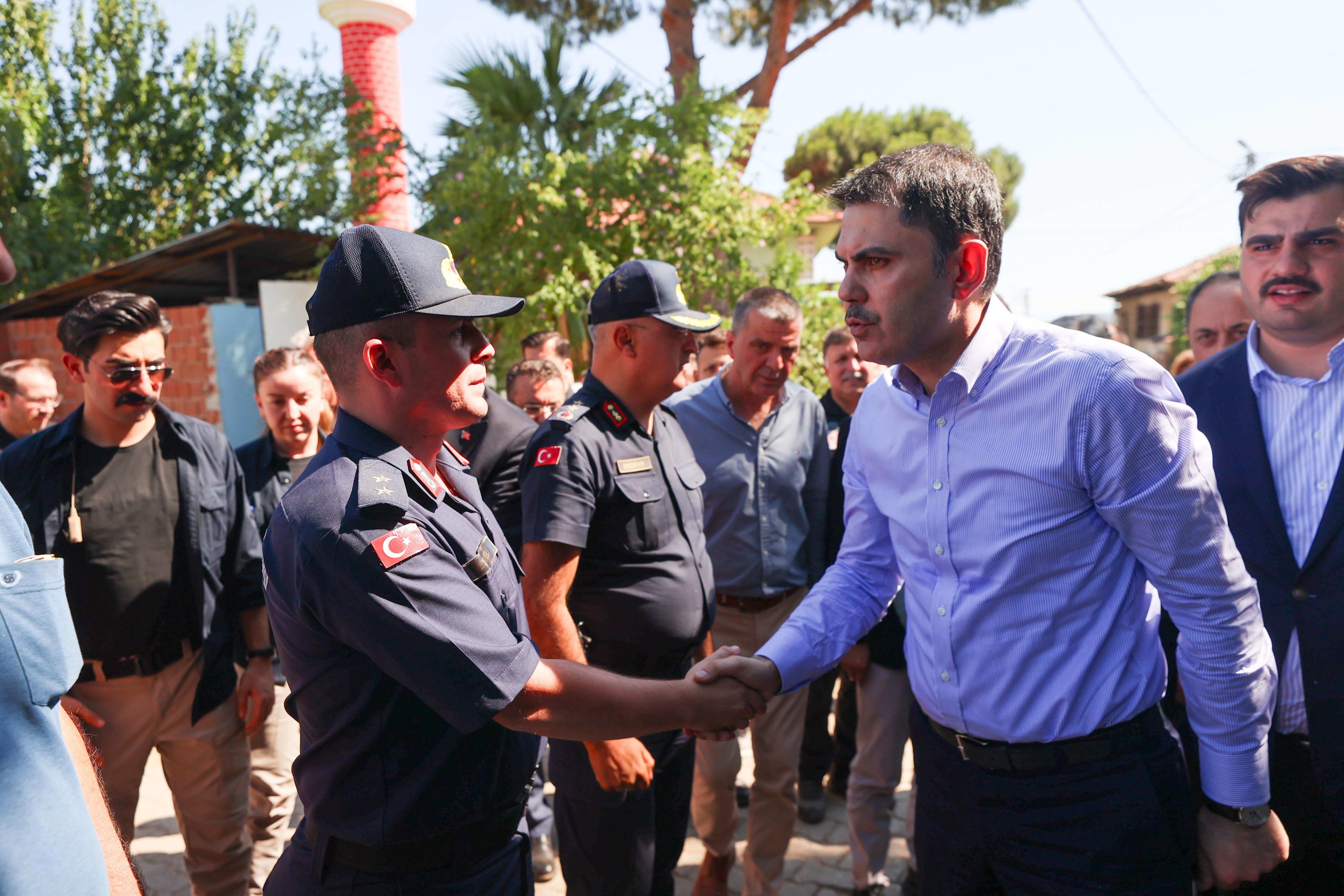 BAKAN KURUM, ORMAN YANGININDAN ETKİLENEN ÖDEMİŞ’TE
