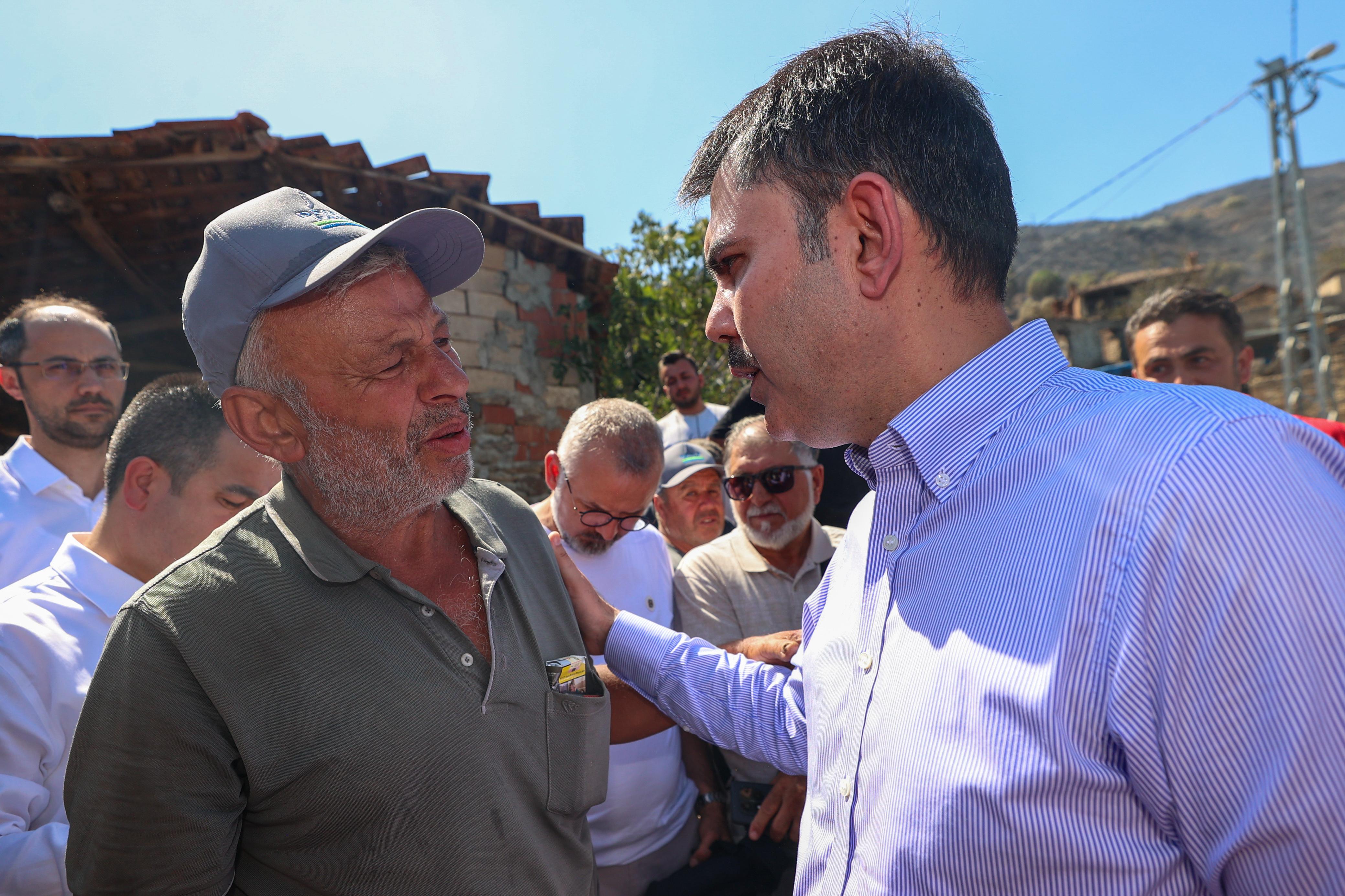 BAKAN KURUM, ORMAN YANGININDAN ETKİLENEN ÖDEMİŞ’TE