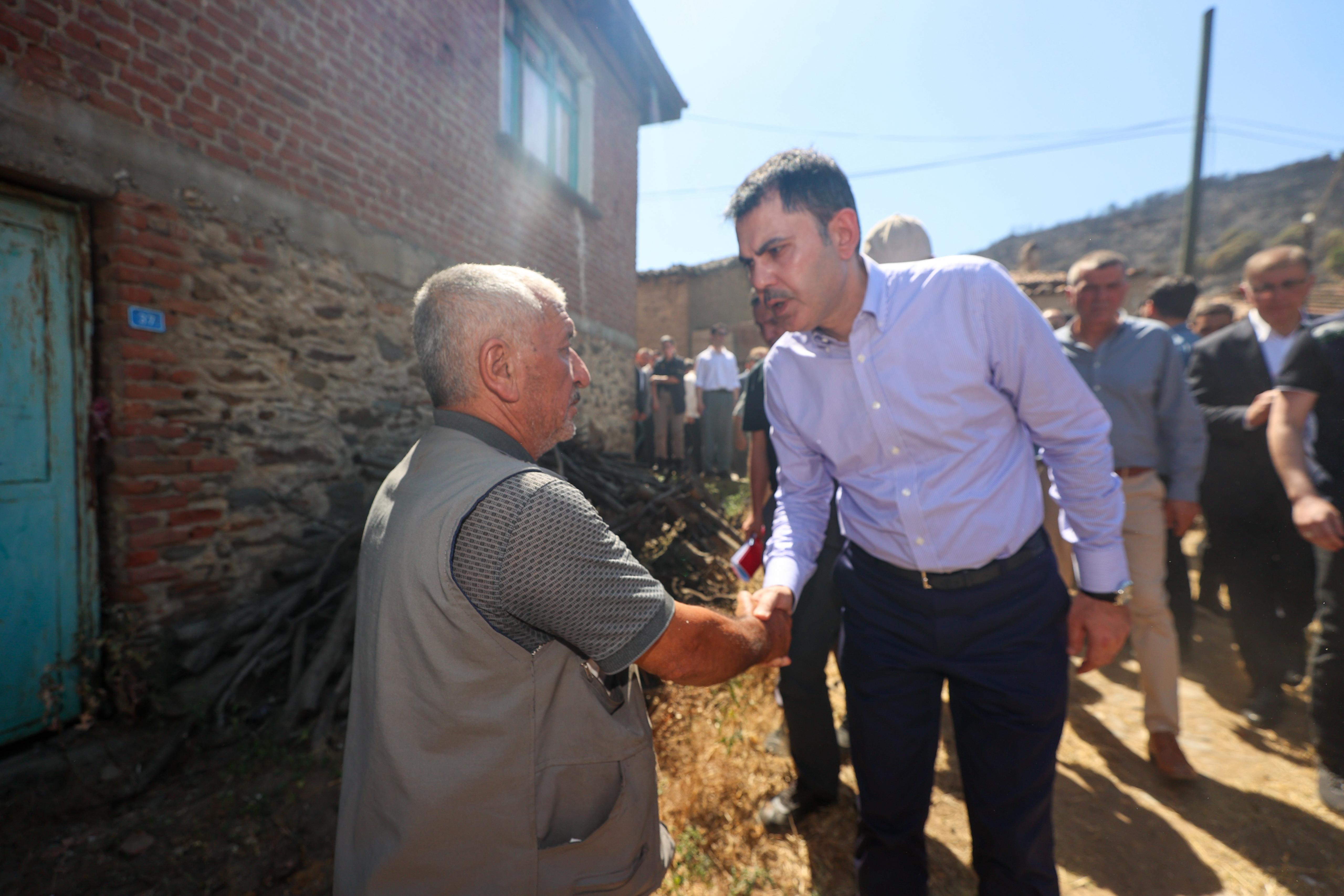 BAKAN KURUM, ORMAN YANGININDAN ETKİLENEN ÖDEMİŞ’TE