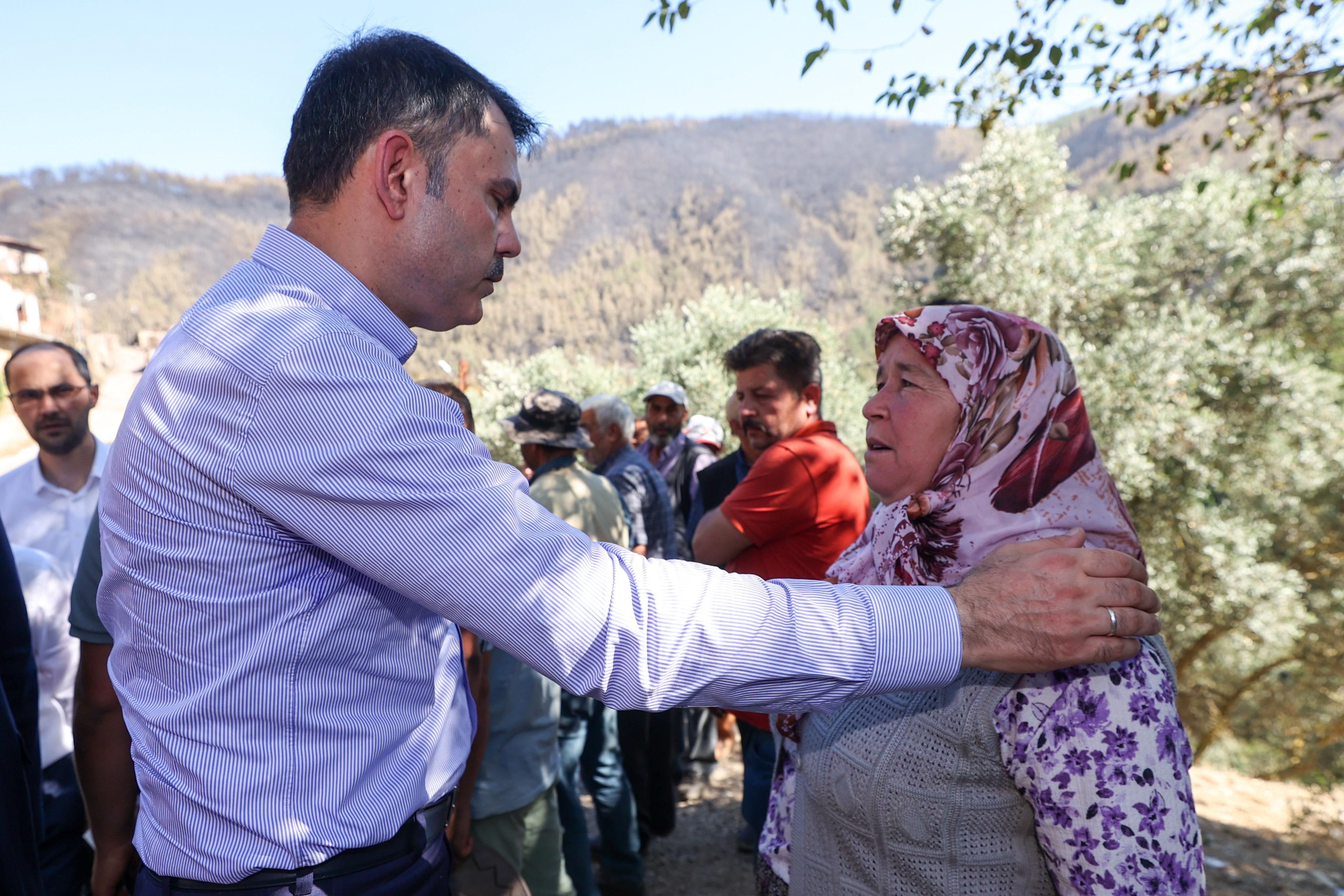BAKAN KURUM, ORMAN YANGININDAN ETKİLENEN ÖDEMİŞ’TE
