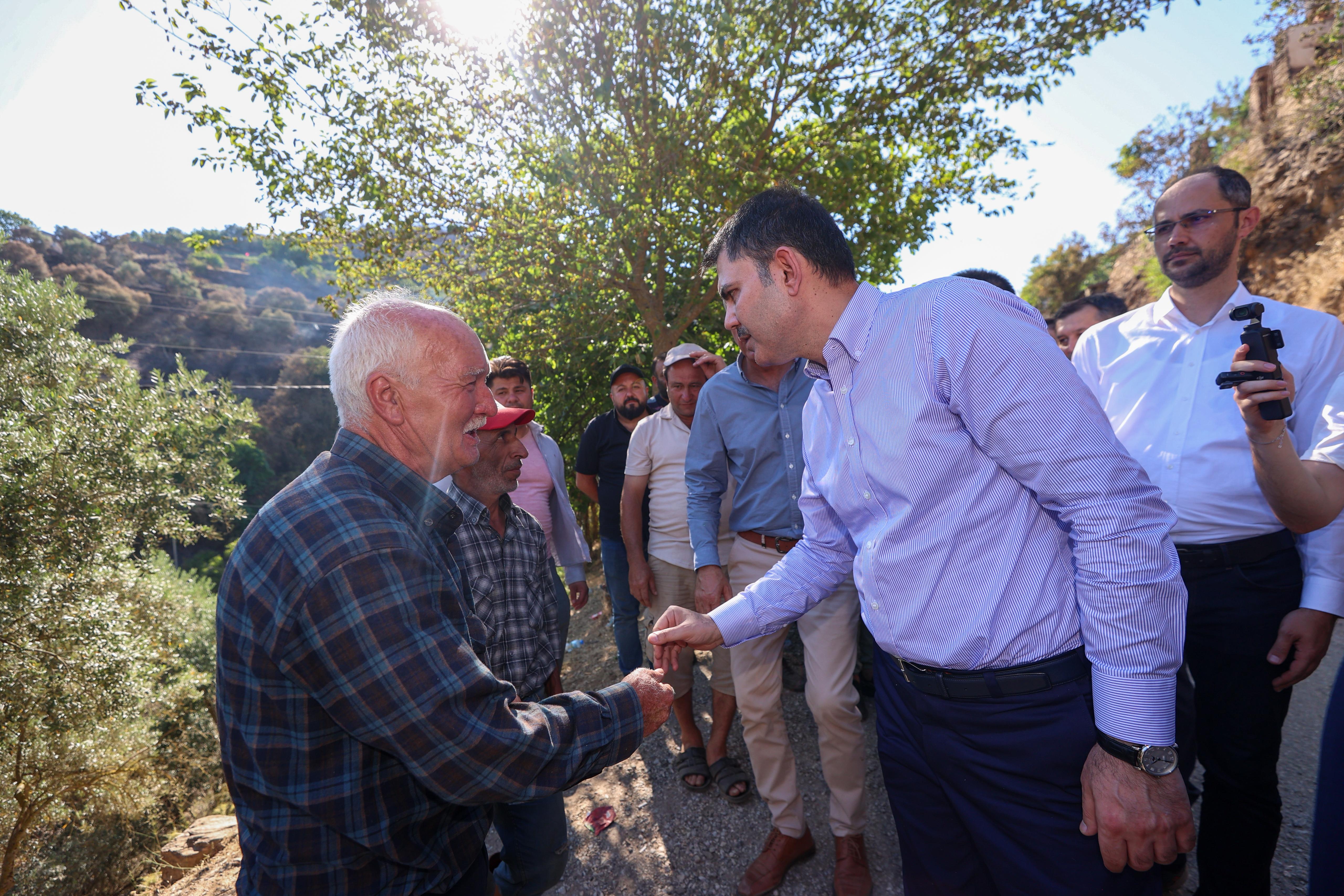 BAKAN KURUM, ORMAN YANGININDAN ETKİLENEN ÖDEMİŞ’TE