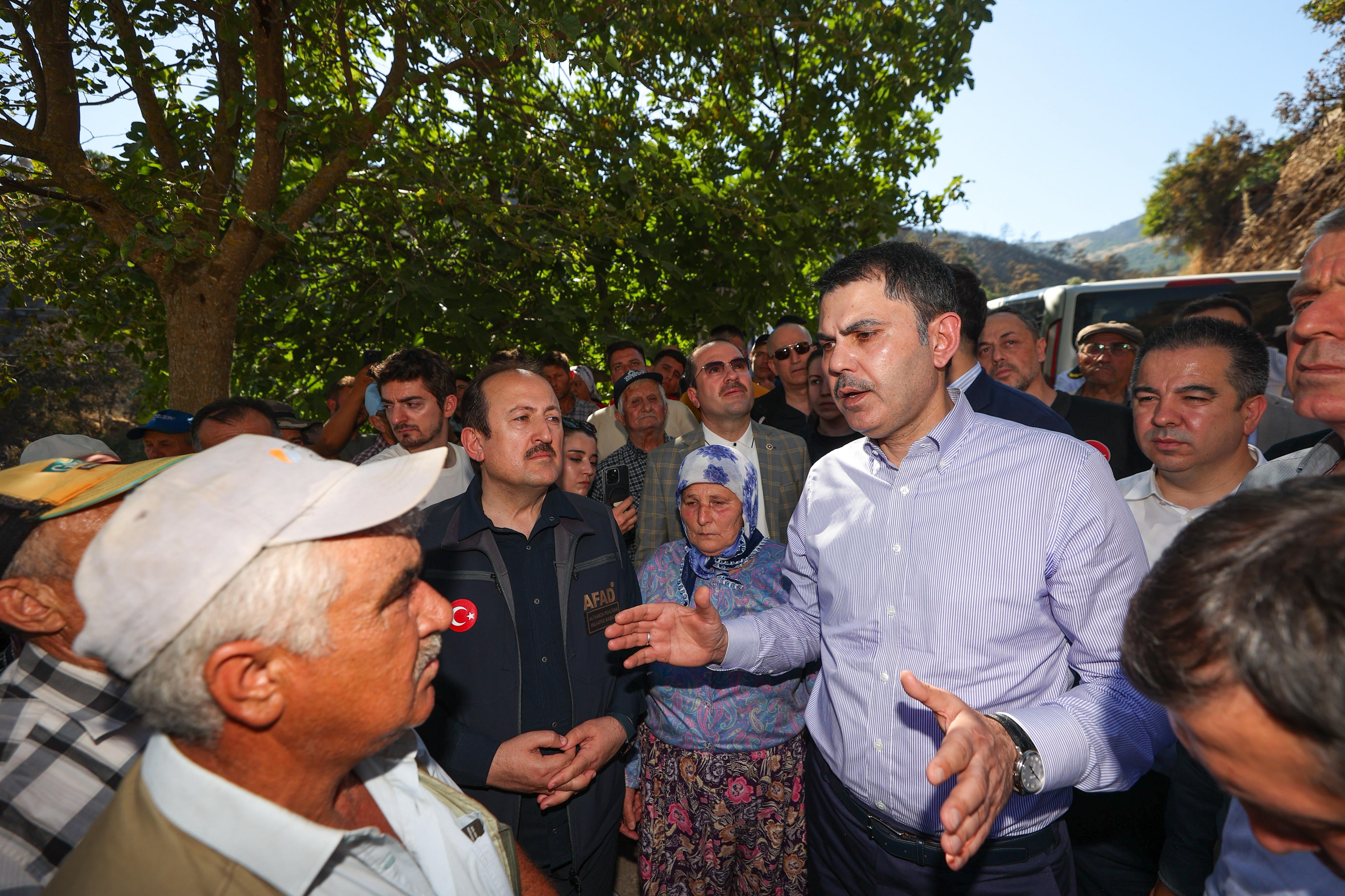 BAKAN KURUM, ORMAN YANGININDAN ETKİLENEN ÖDEMİŞ’TE