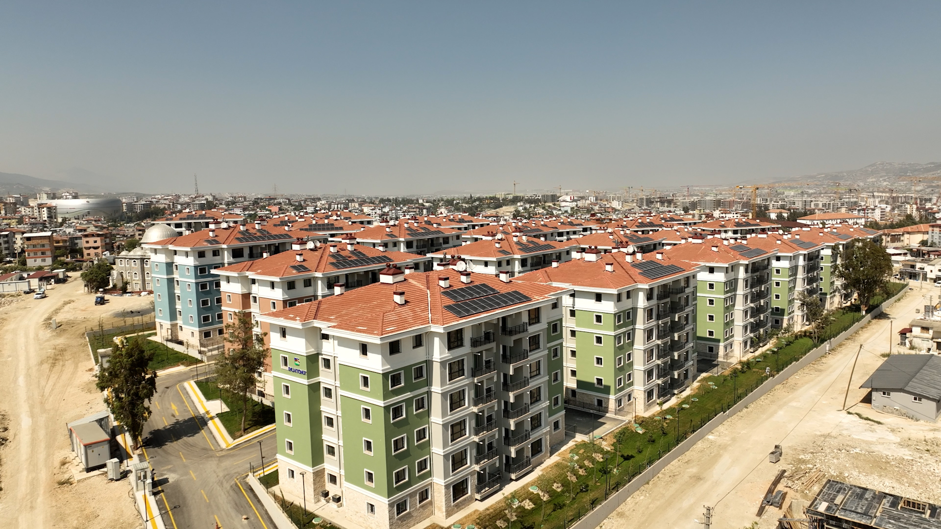 BAKAN KURUM: HATAY’DA 500 EVLER’İ DE TAMAMLADIK