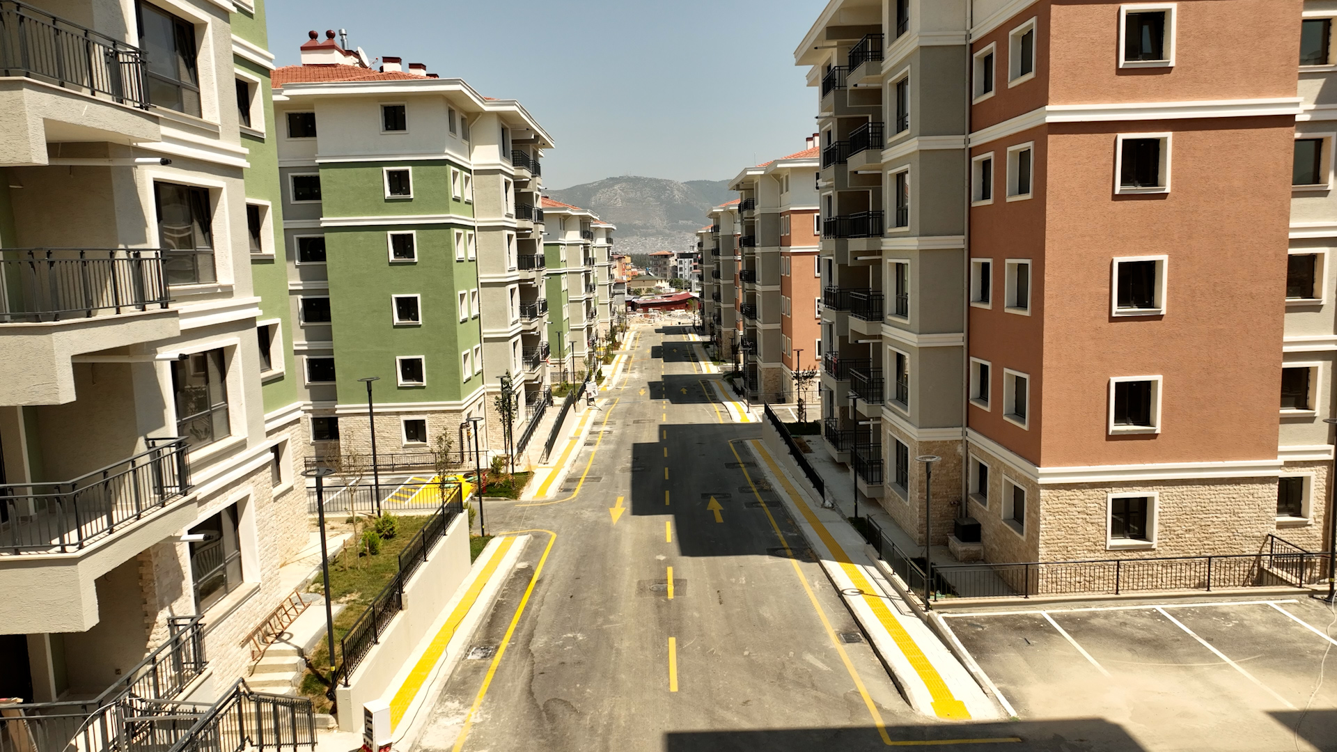 BAKAN KURUM: HATAY’DA 500 EVLER’İ DE TAMAMLADIK