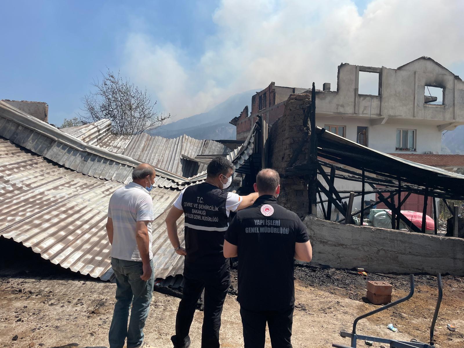 BAKAN KURUM: ŞU ANA KADAR 7'Sİ KONUT 12 BAĞIMSIZ BÖLÜMÜN YIKIK VE AĞIR HASARLI OLDUĞUNU TESPİT ETTİK