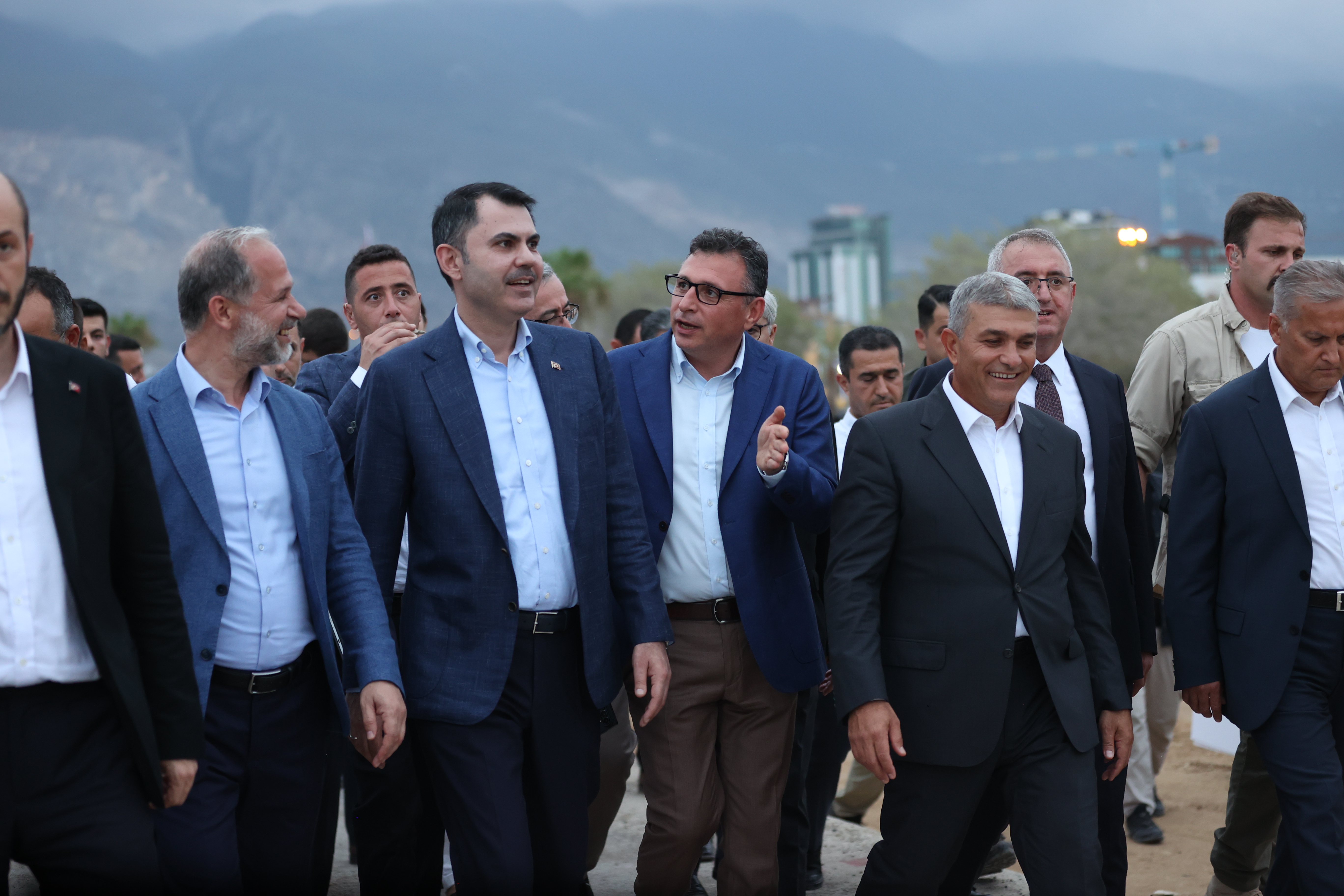 BAKAN KURUM, İSKENDERUN SAHİLİ'NDE İNCELEME YAPTI