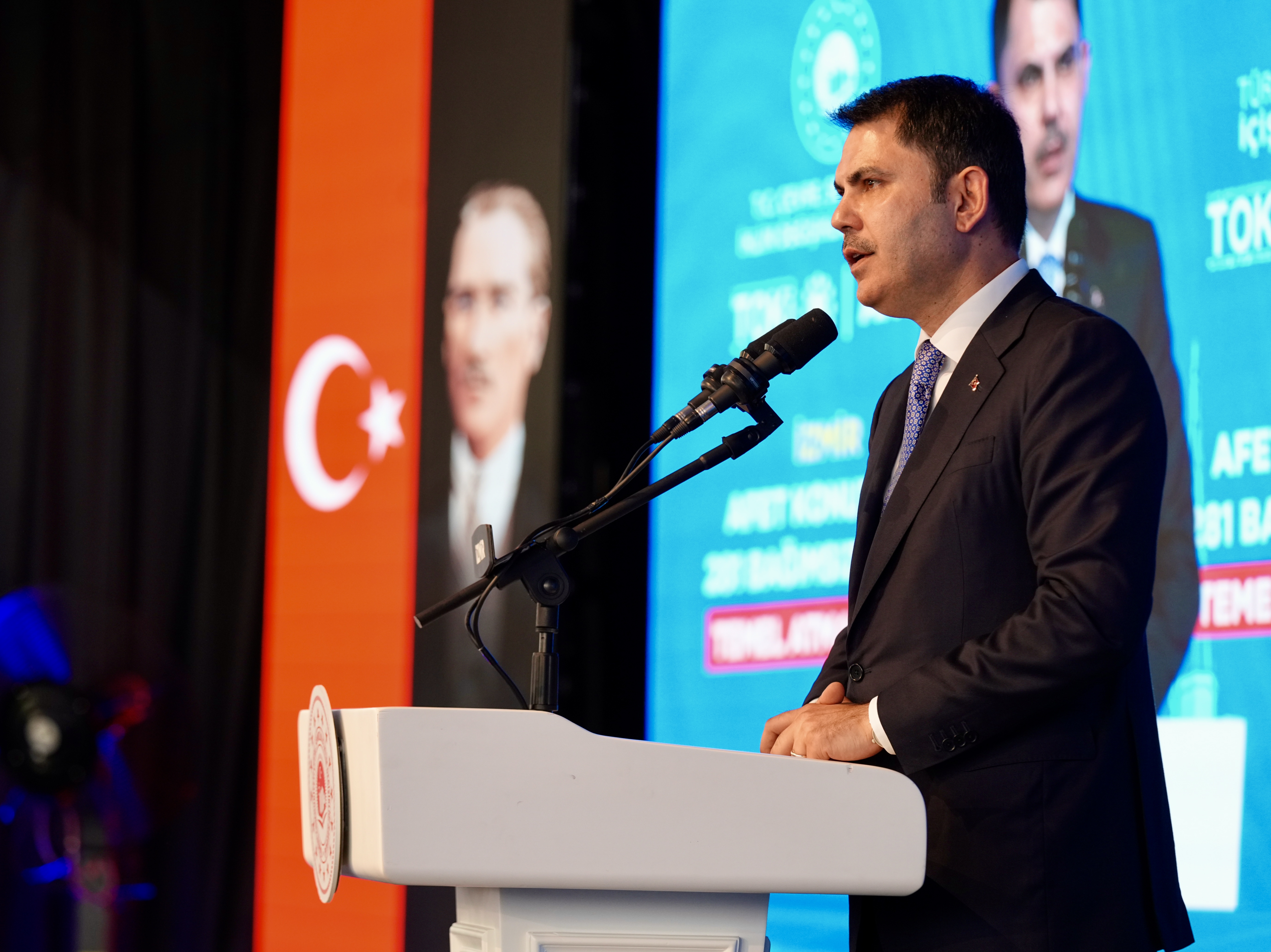 BAKAN KURUM: YANGININ 1 AY SONRASINDA İZMİRLİ KARDEŞLERİMİZE VERDİĞİMİZ SÖZÜ YERİNE GETİRİYORUZ