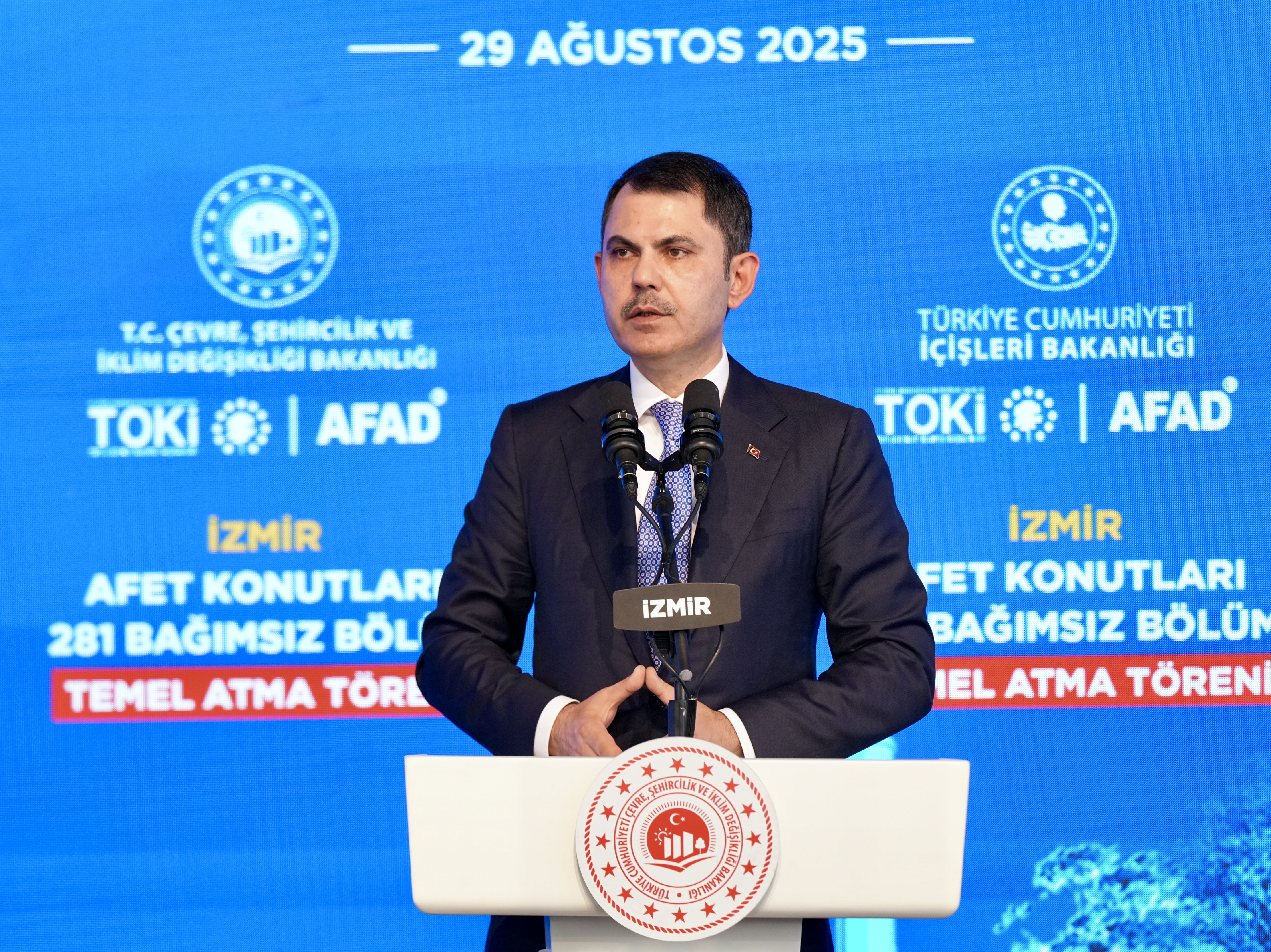 BAKAN KURUM: YANGININ 1 AY SONRASINDA İZMİRLİ KARDEŞLERİMİZE VERDİĞİMİZ SÖZÜ YERİNE GETİRİYORUZ