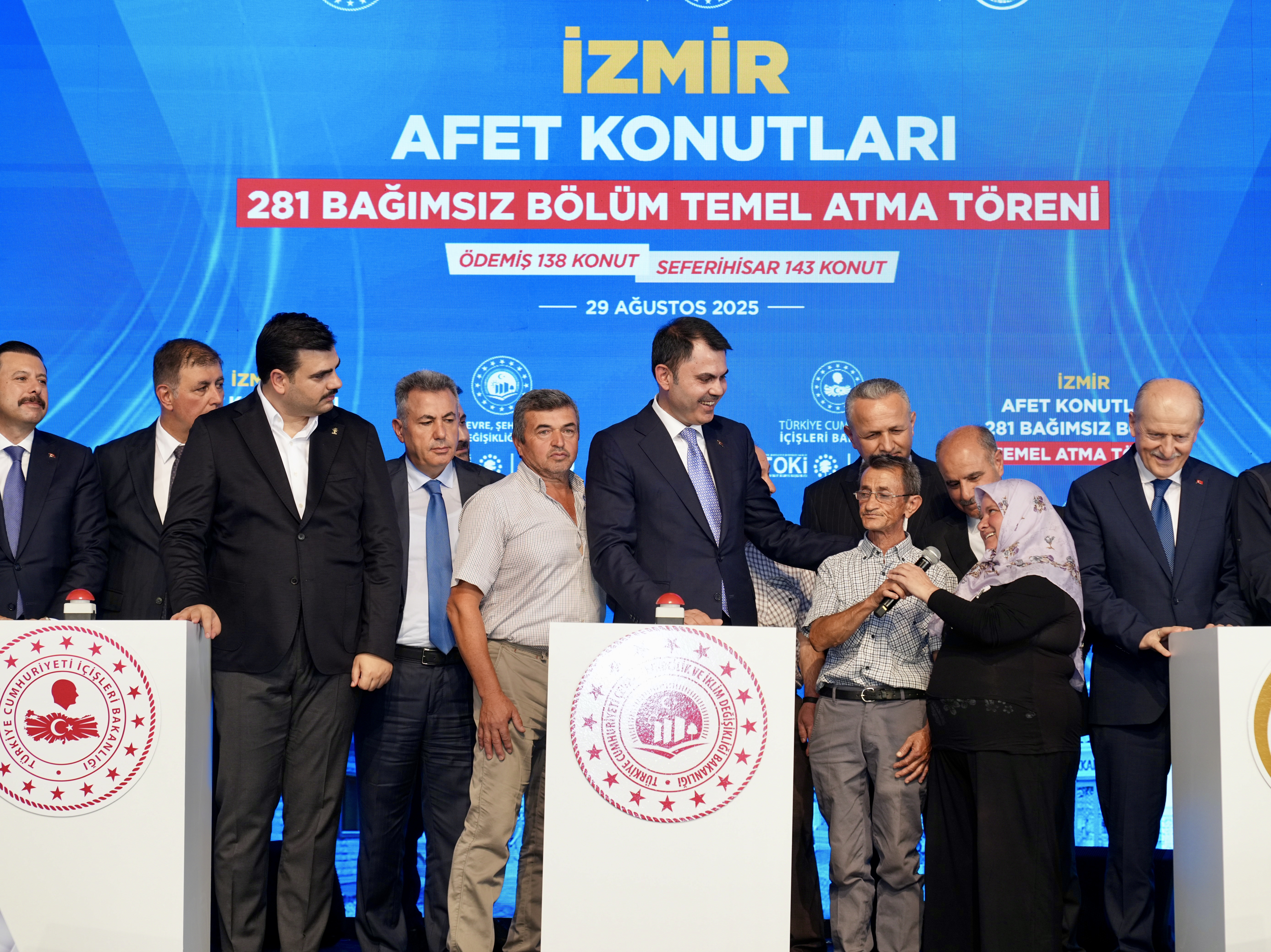 BAKAN KURUM: YANGININ 1 AY SONRASINDA İZMİRLİ KARDEŞLERİMİZE VERDİĞİMİZ SÖZÜ YERİNE GETİRİYORUZ