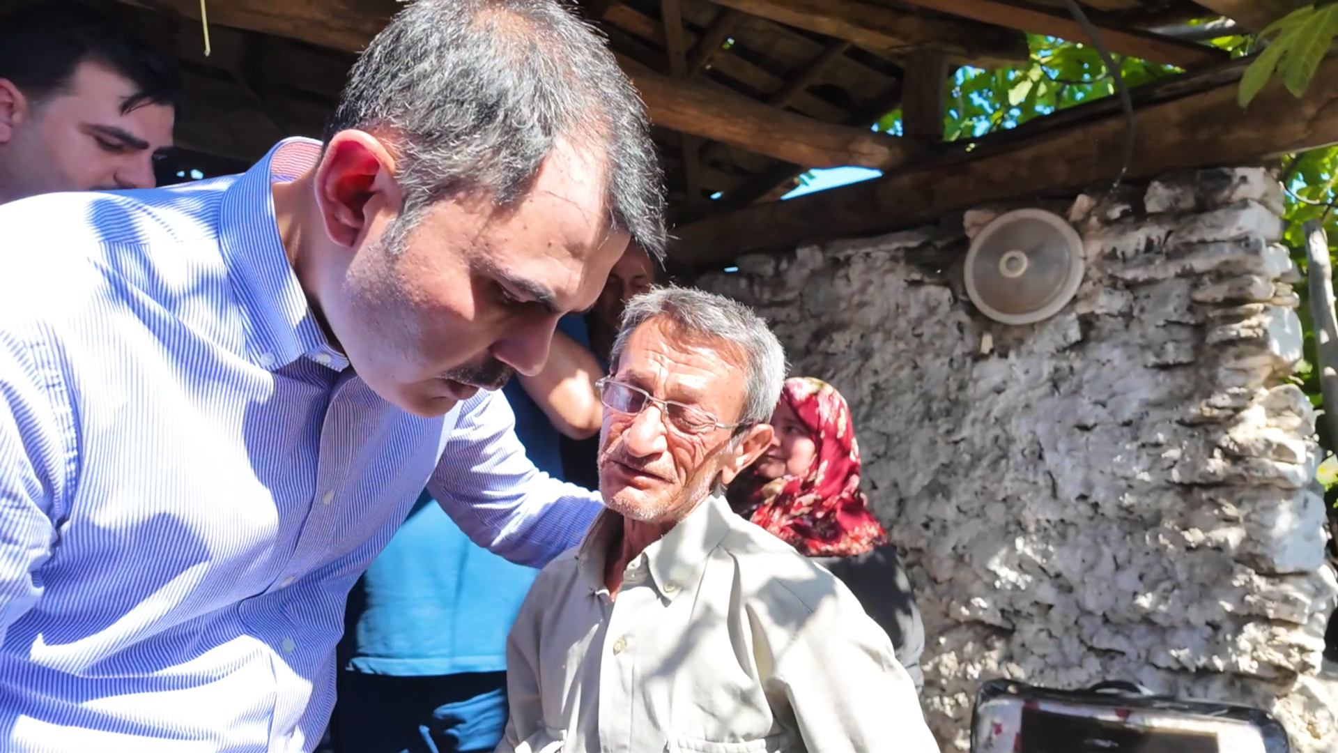 BAKAN KURUM, ÖDEMİŞLİ CAVİT AMCAYA VERDİĞİ SÖZÜ TUTTU, TEMELİ BİRLİKTE ATTILAR