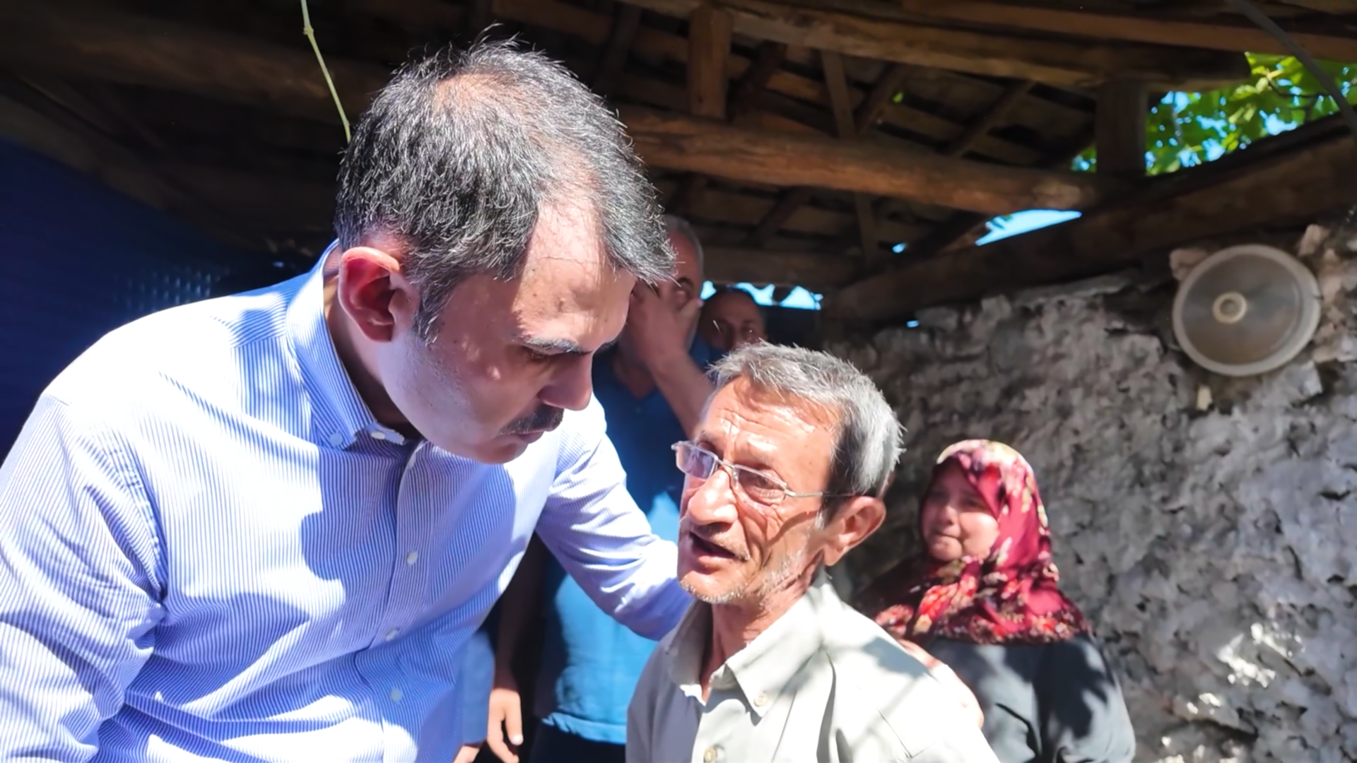 BAKAN KURUM, ÖDEMİŞLİ CAVİT AMCAYA VERDİĞİ SÖZÜ TUTTU, TEMELİ BİRLİKTE ATTILAR