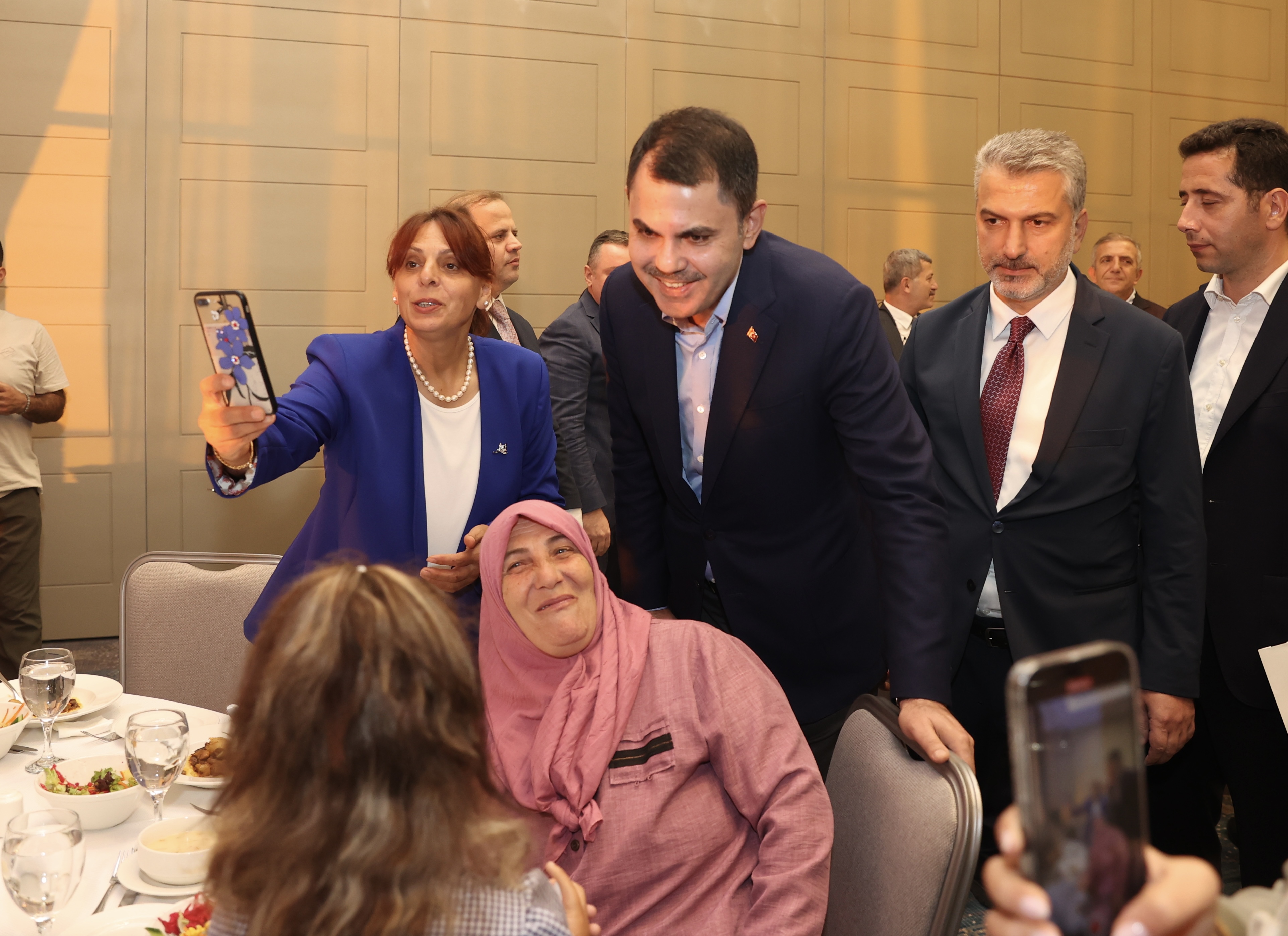 BAKAN KURUM TRABZON’DA STK TEMSİLCİLERİYLE BİR ARAYA GELDİ