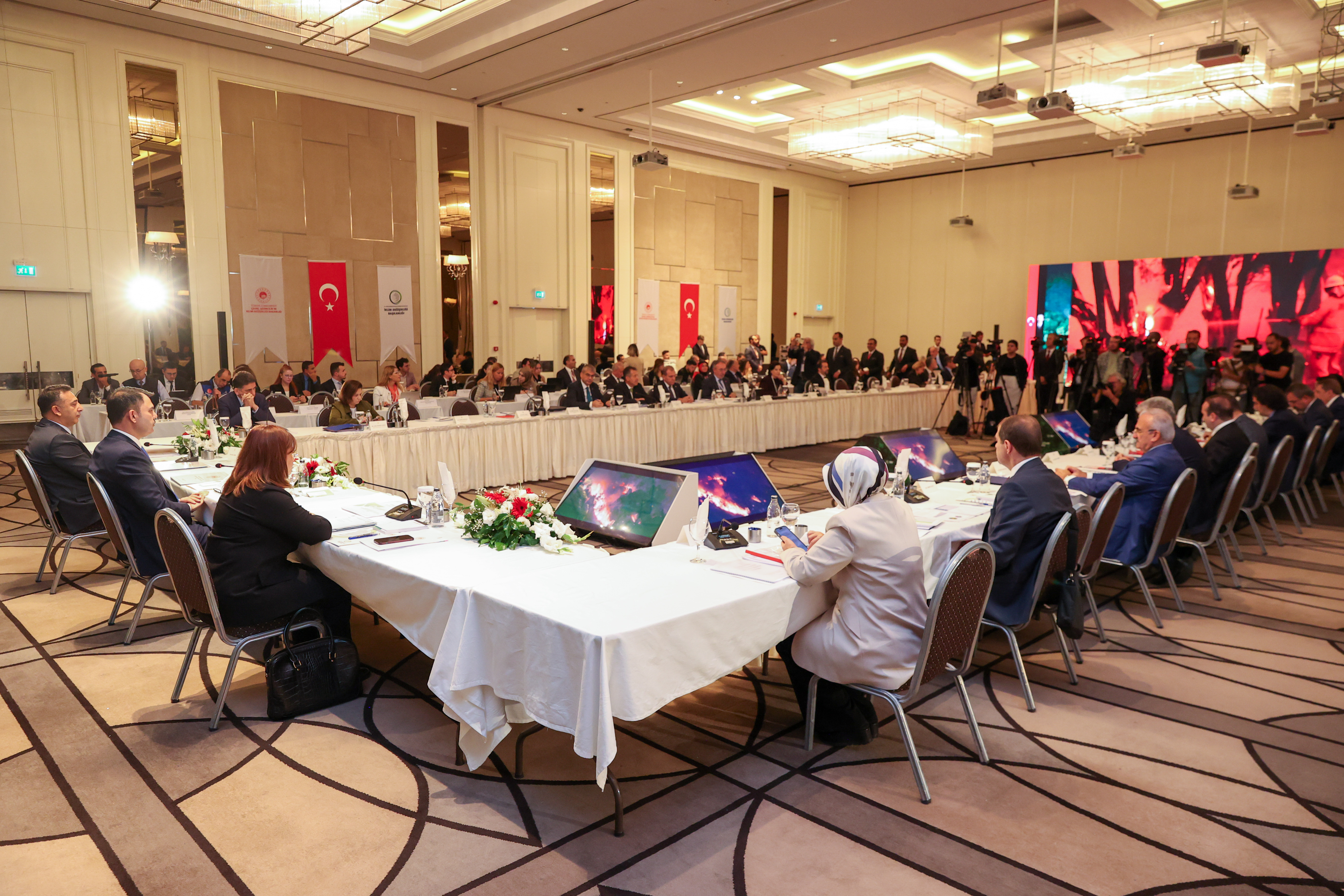BAKAN KURUM: İKLİM KANUNUYLA, ÜLKEMİZİN İKLİM DEĞİŞİKLİĞİYLE MÜCADELESİNDE YEPYENİ BİR SAYFA AÇTIK