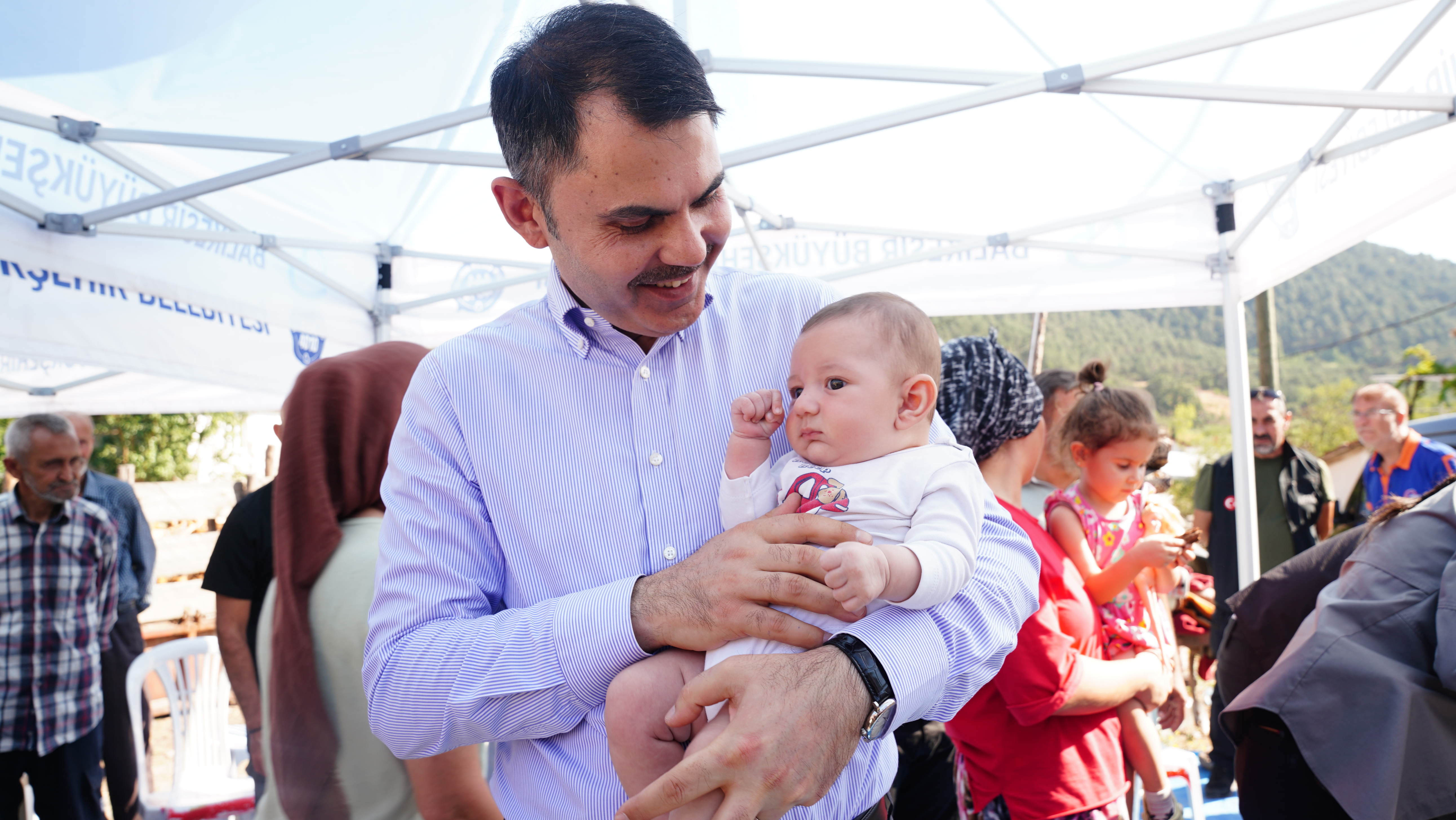 BAKAN KURUM, “1,5 AY İÇİNDE İNŞA BAŞLAYACAK” SÖZÜNÜ VERDİĞİ SINDIRGI’DA TEMEL ATMA TÖRENİNE KATILACAK