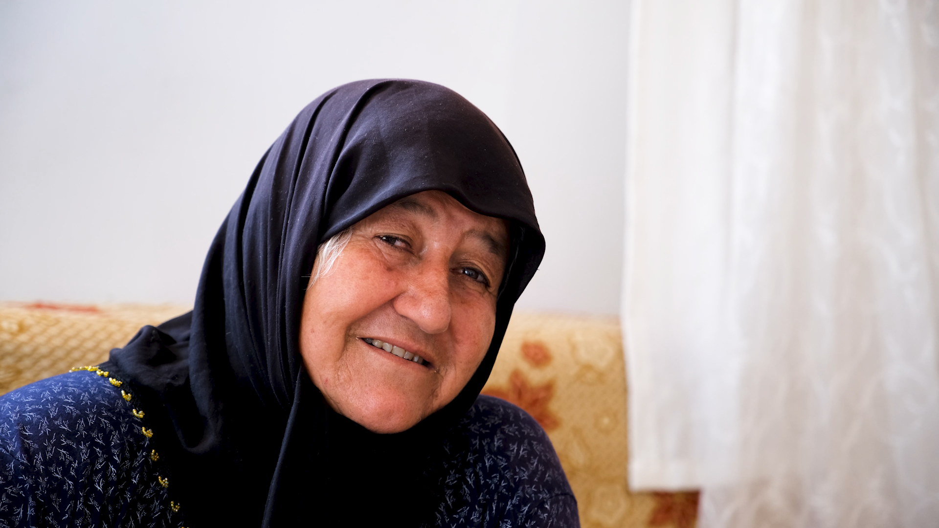 BAKAN KURUM, DEPREMDE GÖZYAŞI DÖKEN KOYUNLU ÇİFTİNİN YENİ GÖRÜNTÜLERİNİ PAYLAŞTI