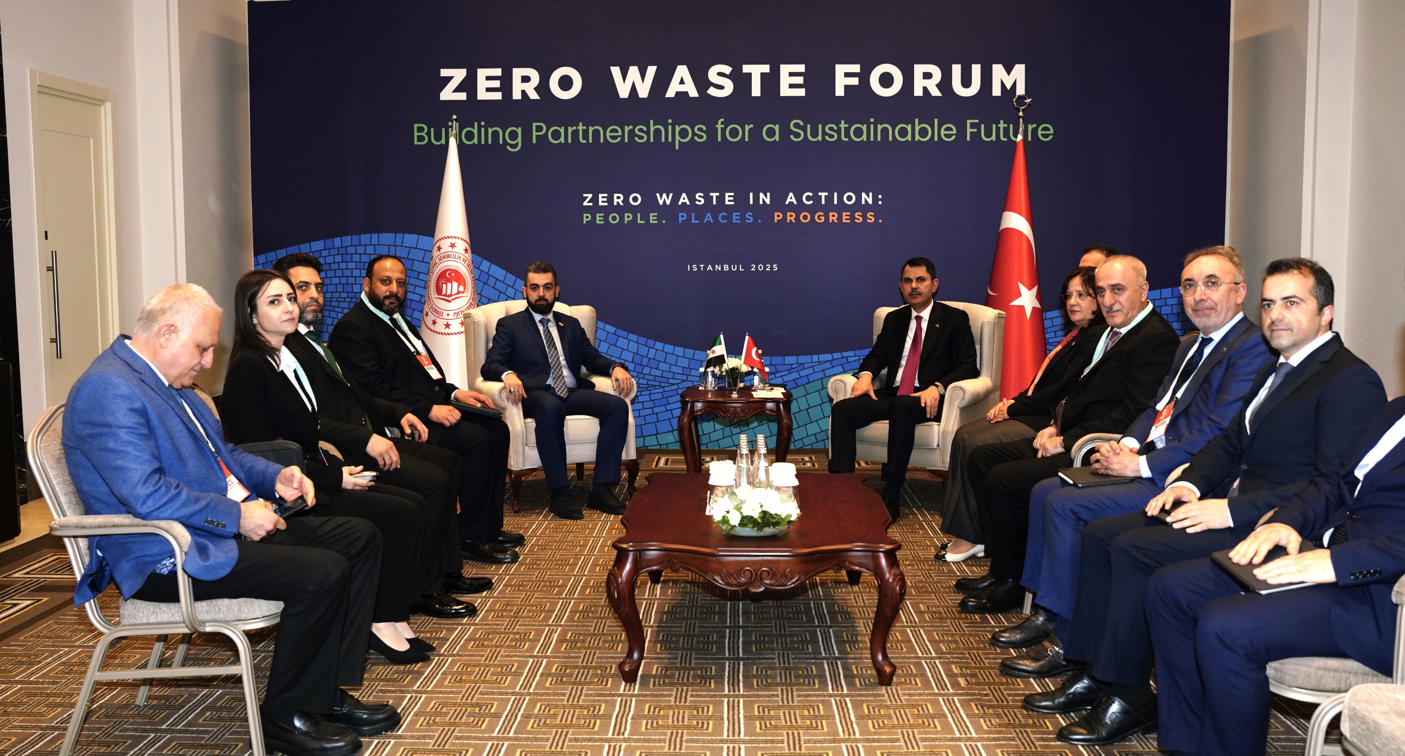 BAKAN KURUM, SIFIR ATIK FORUMU KAPSAMINDA 8 ÜLKEDEN MEVKİDAŞLARI İLE GÖRÜŞTÜ