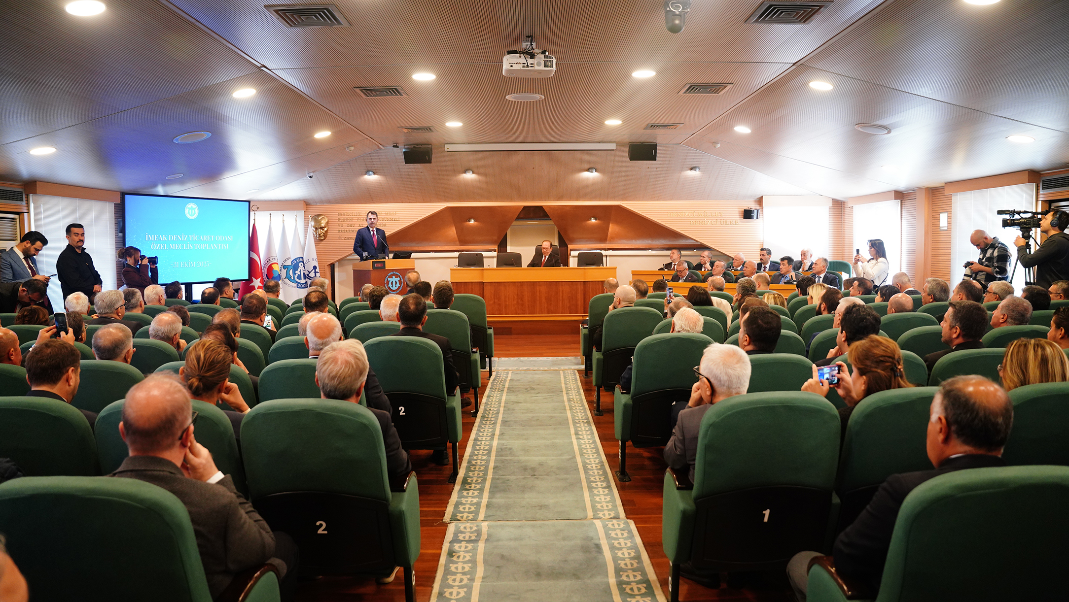 BAKAN KURUM, İSTANBUL’DA DENİZ TİCARET ODASI MECLİS TOPLANTISI’NA KATILDI